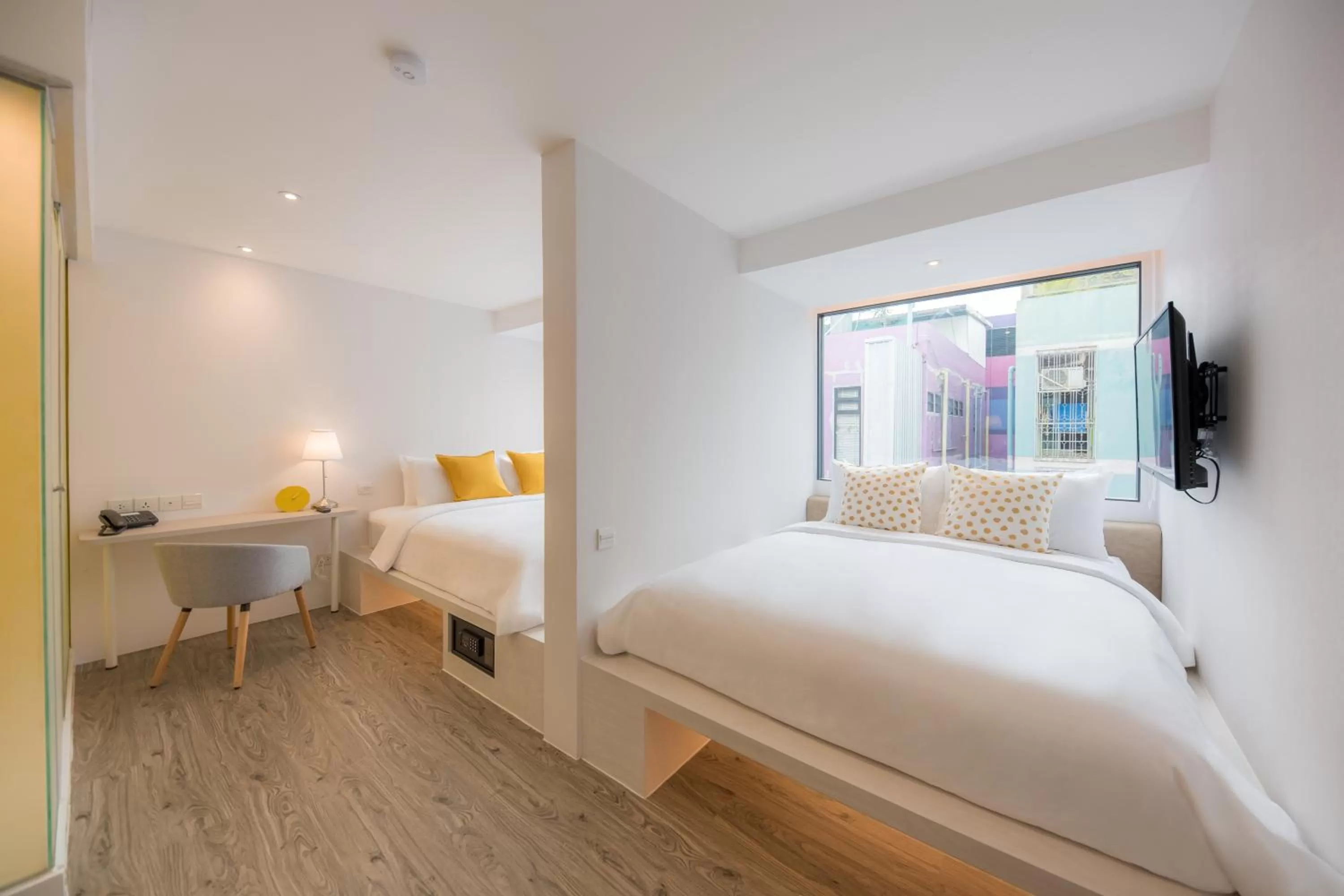 Family Room in Yello Rooms Hotel Victory Monument