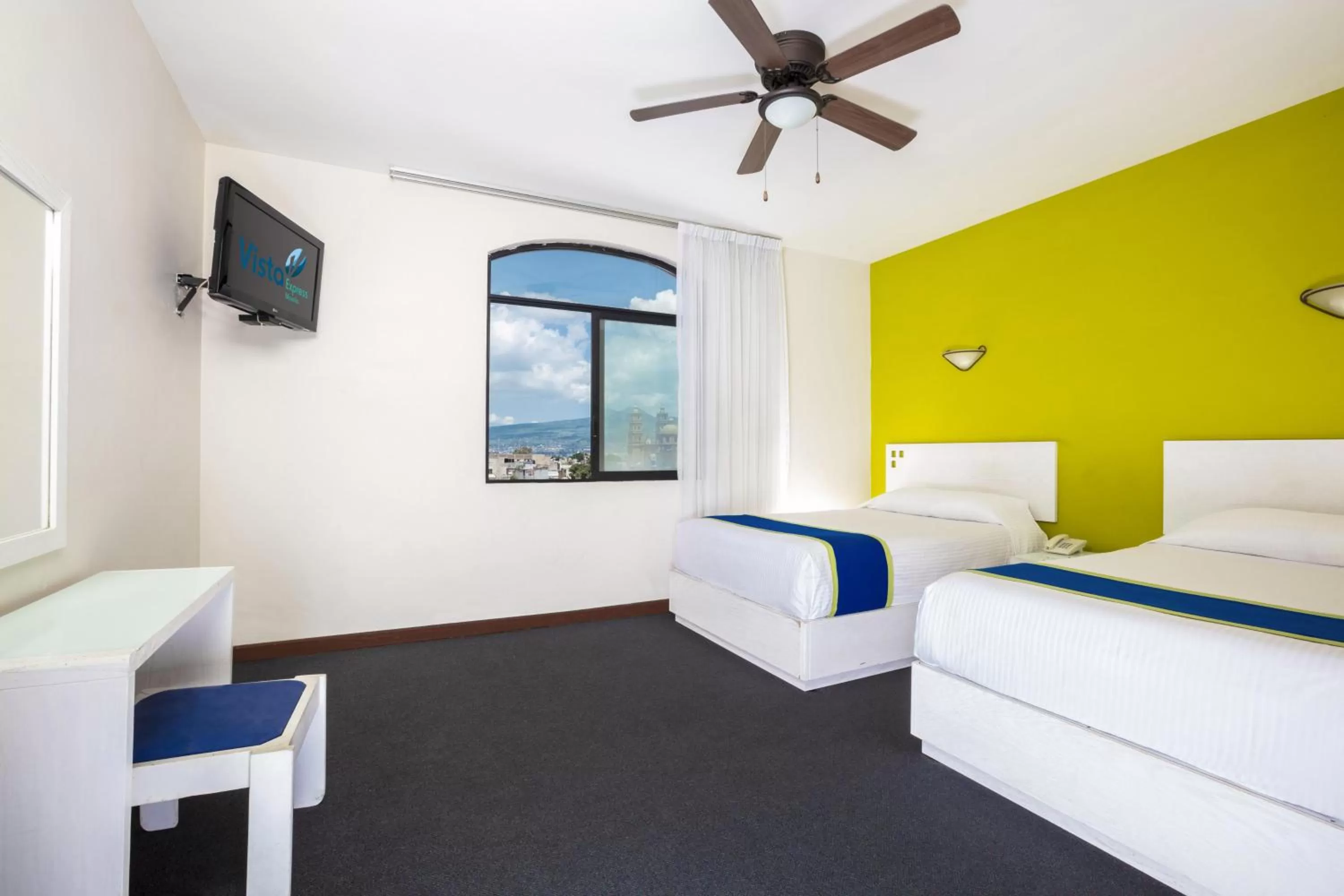 Standard Double Room with Two Double Beds - single occupancy in Vista Express Morelia by Arriva Hospitality Group