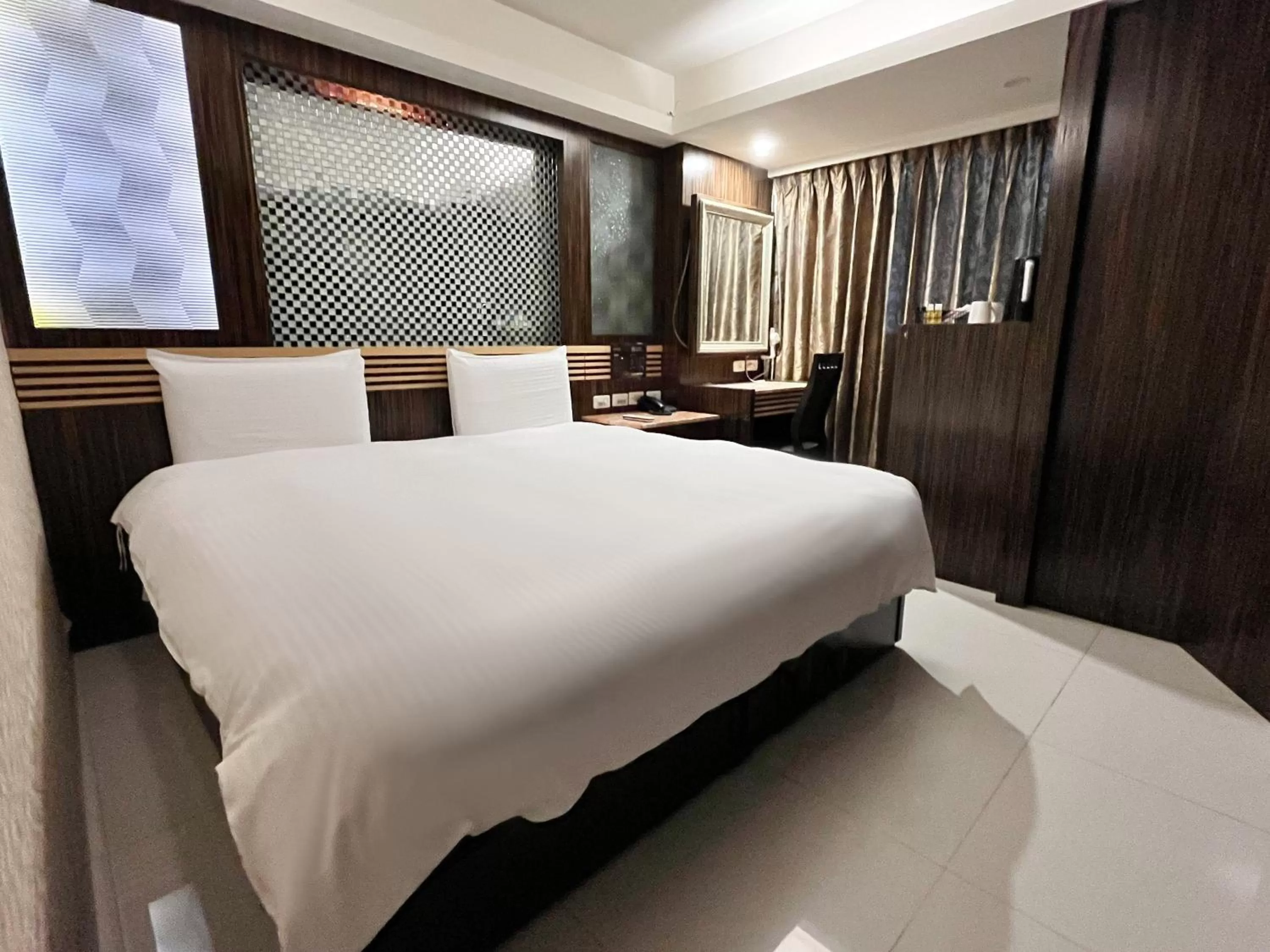 Superior Double Room in Guide Hotel Taipei Xinyi