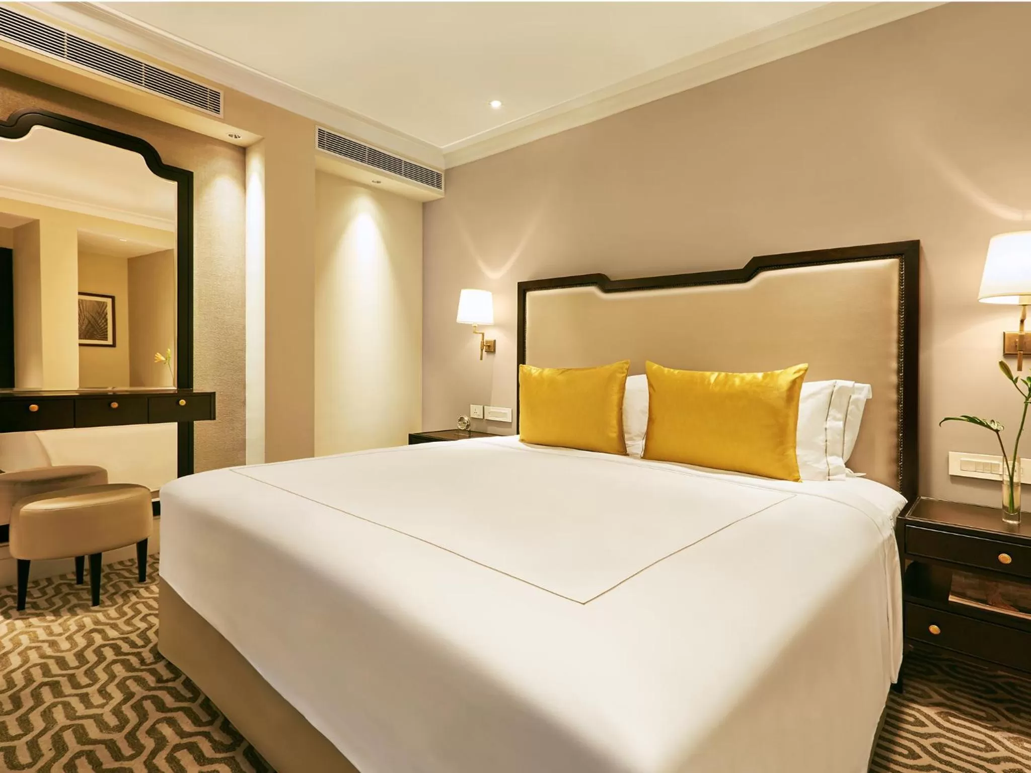 Executive Suite With Two Way Airport Transfers and More in Taj Connemara, Chennai