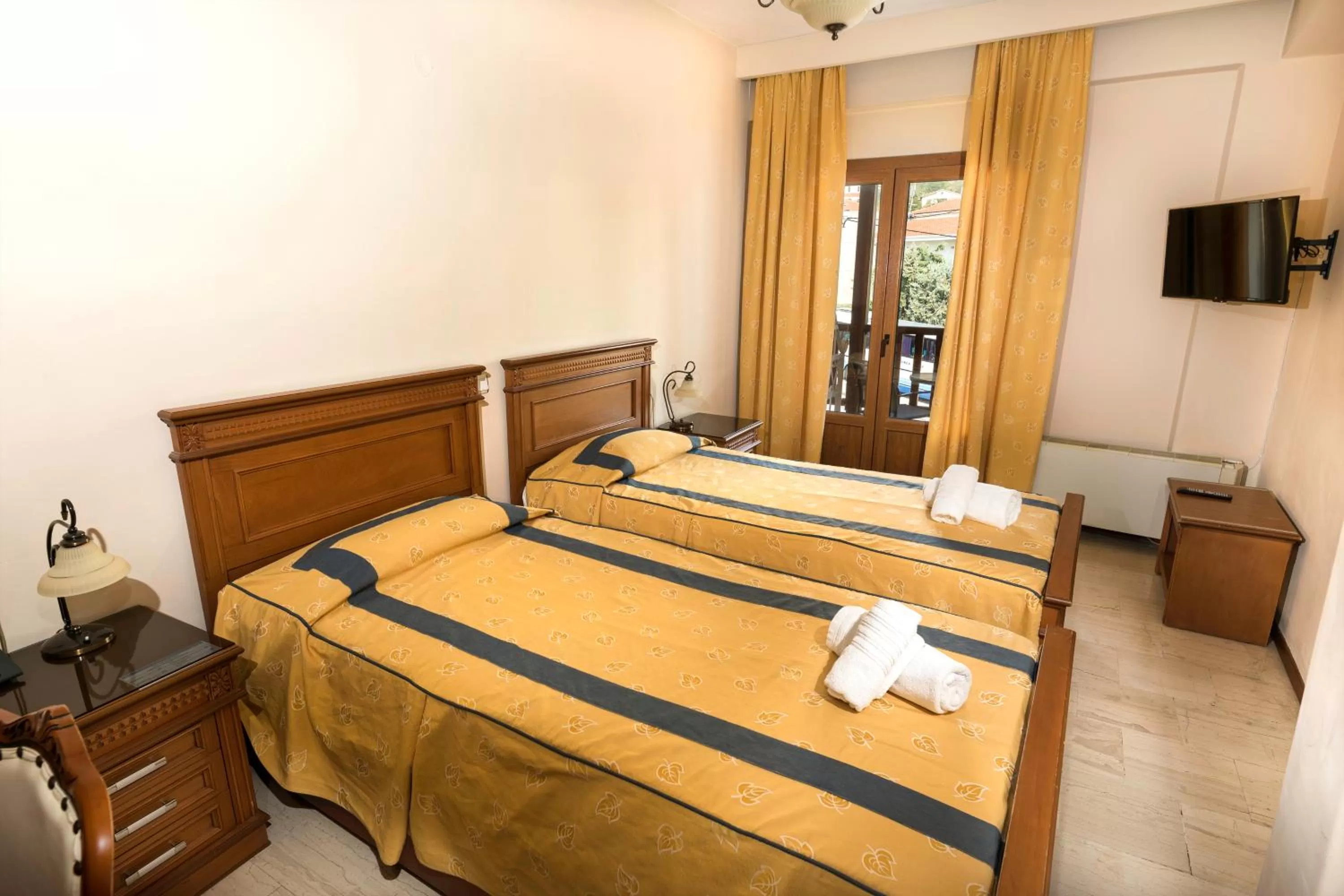 Standard Single Room in Famissi Hotel