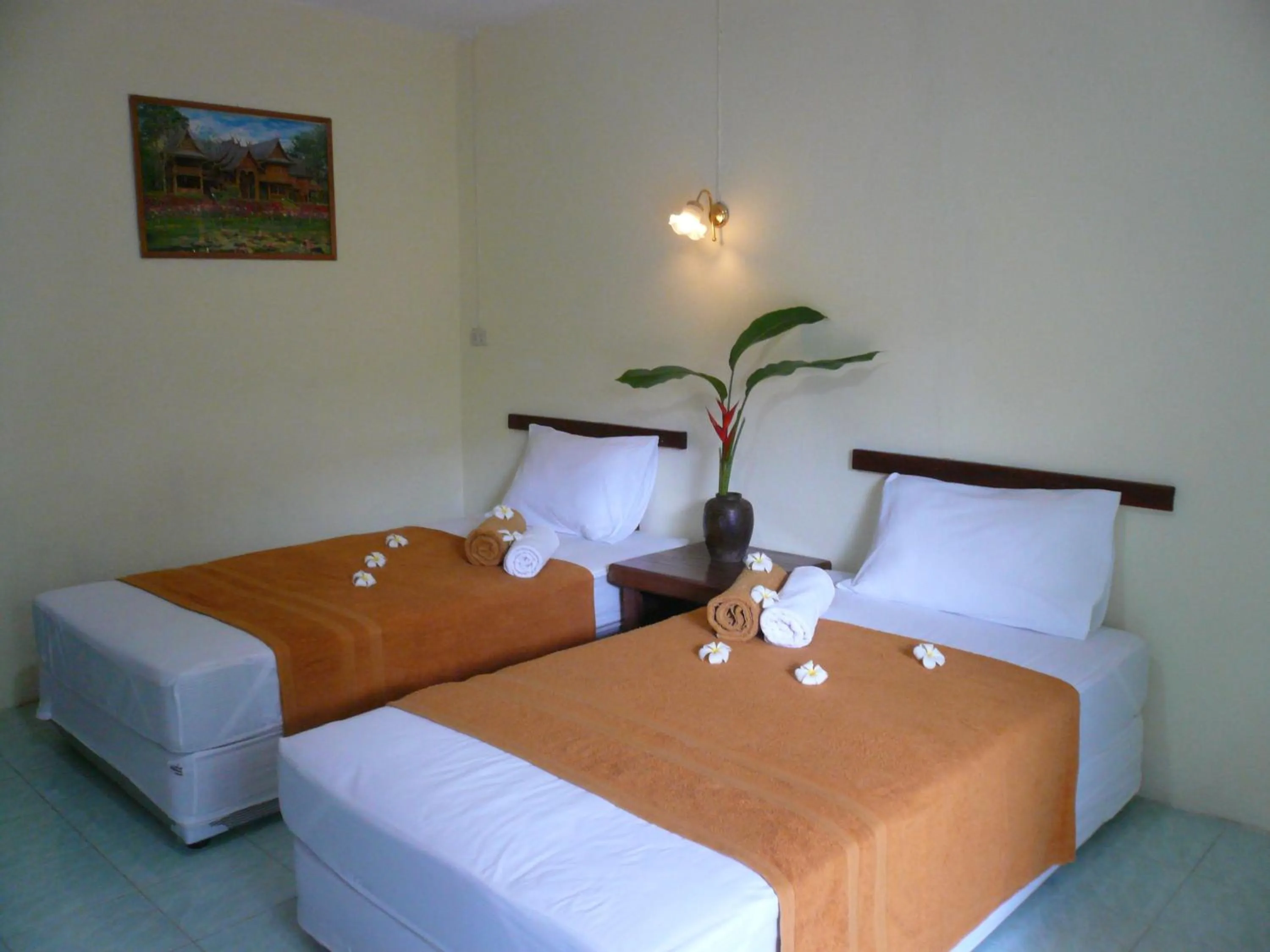 Standard Twin Room in Baan Lamai Resort