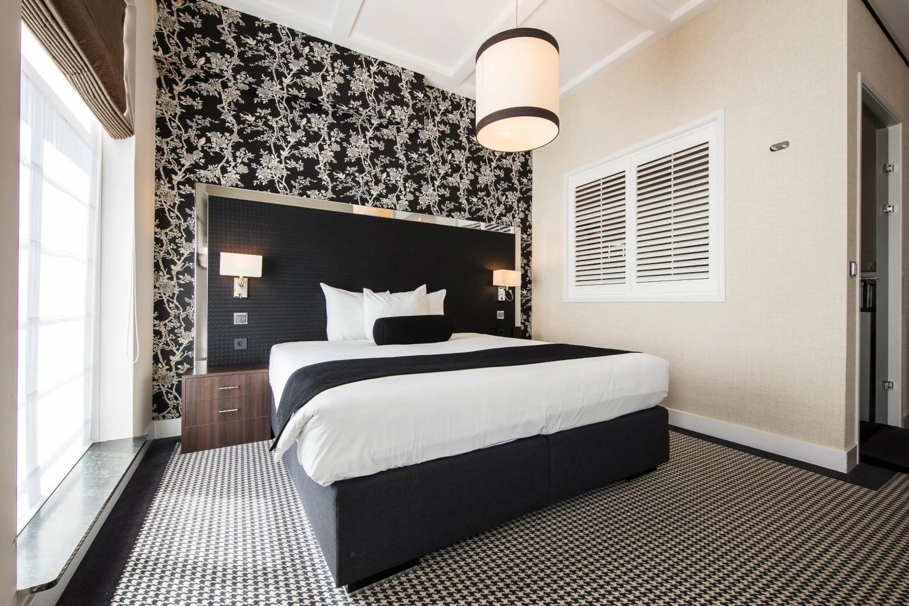 Deluxe Double Room with Canal View in Boutique Hotel Notting Hill