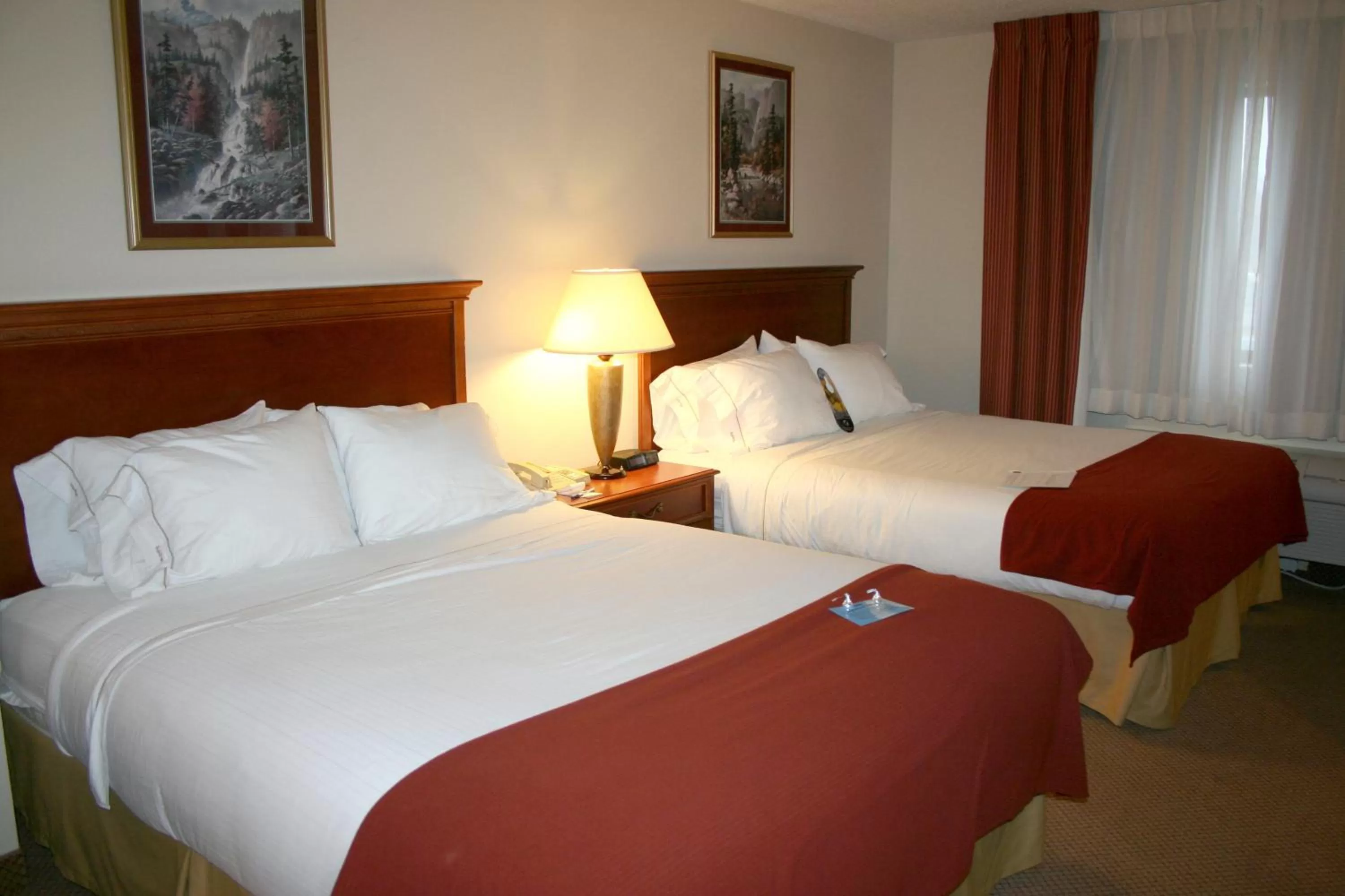 Queen Room with Two Queen Beds - Non-Smoking in Baymont by Wyndham Portage