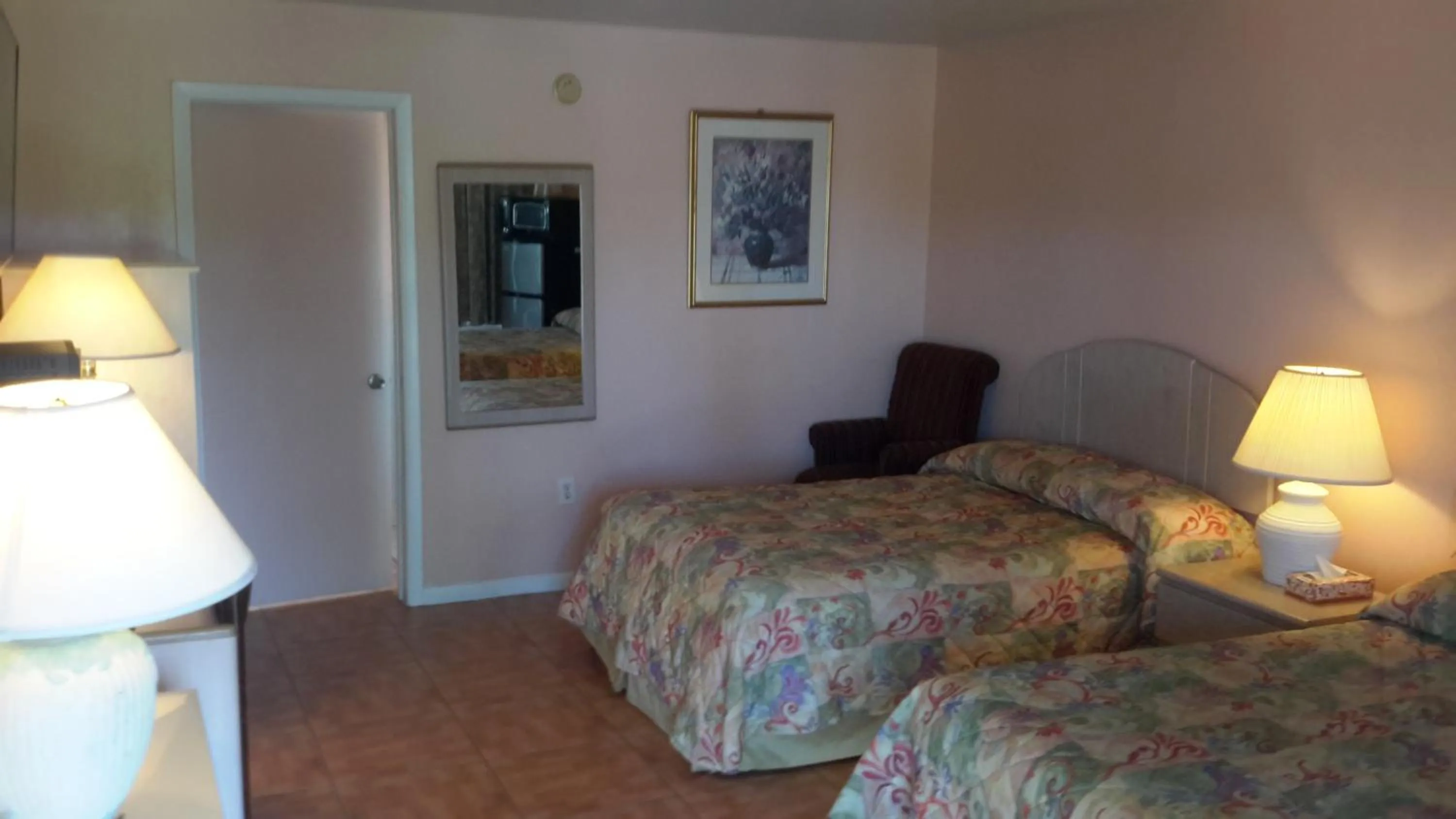 Superior Room - Two Beds in Conty's Motel