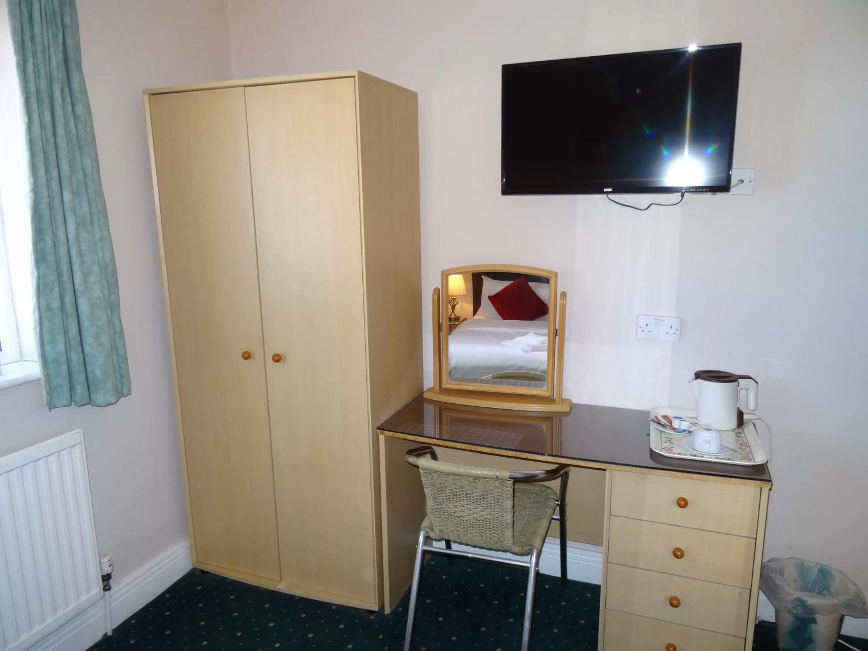 Bedroom in AJ Lodge