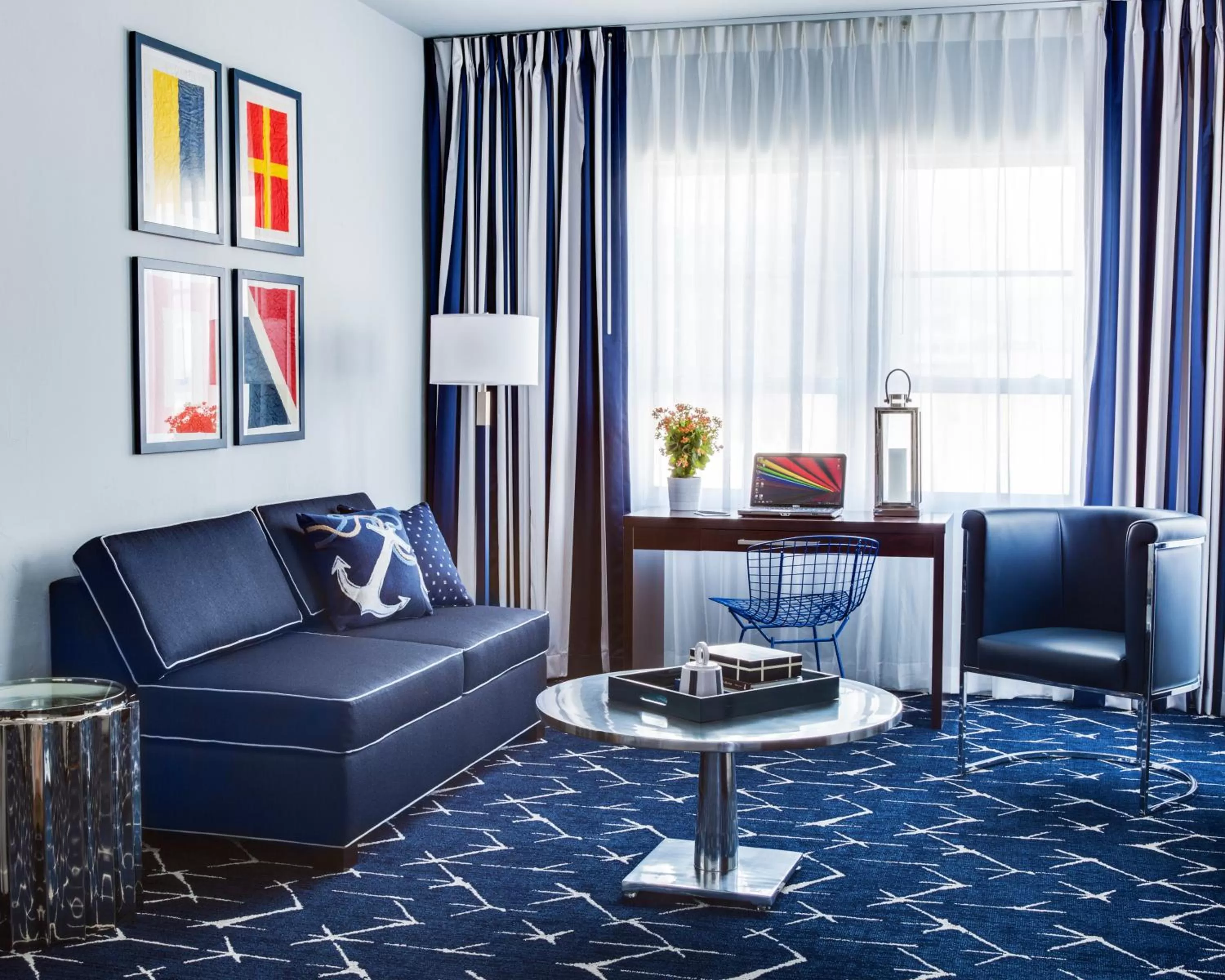 Junior Suite with Pool View in Albion Hotel