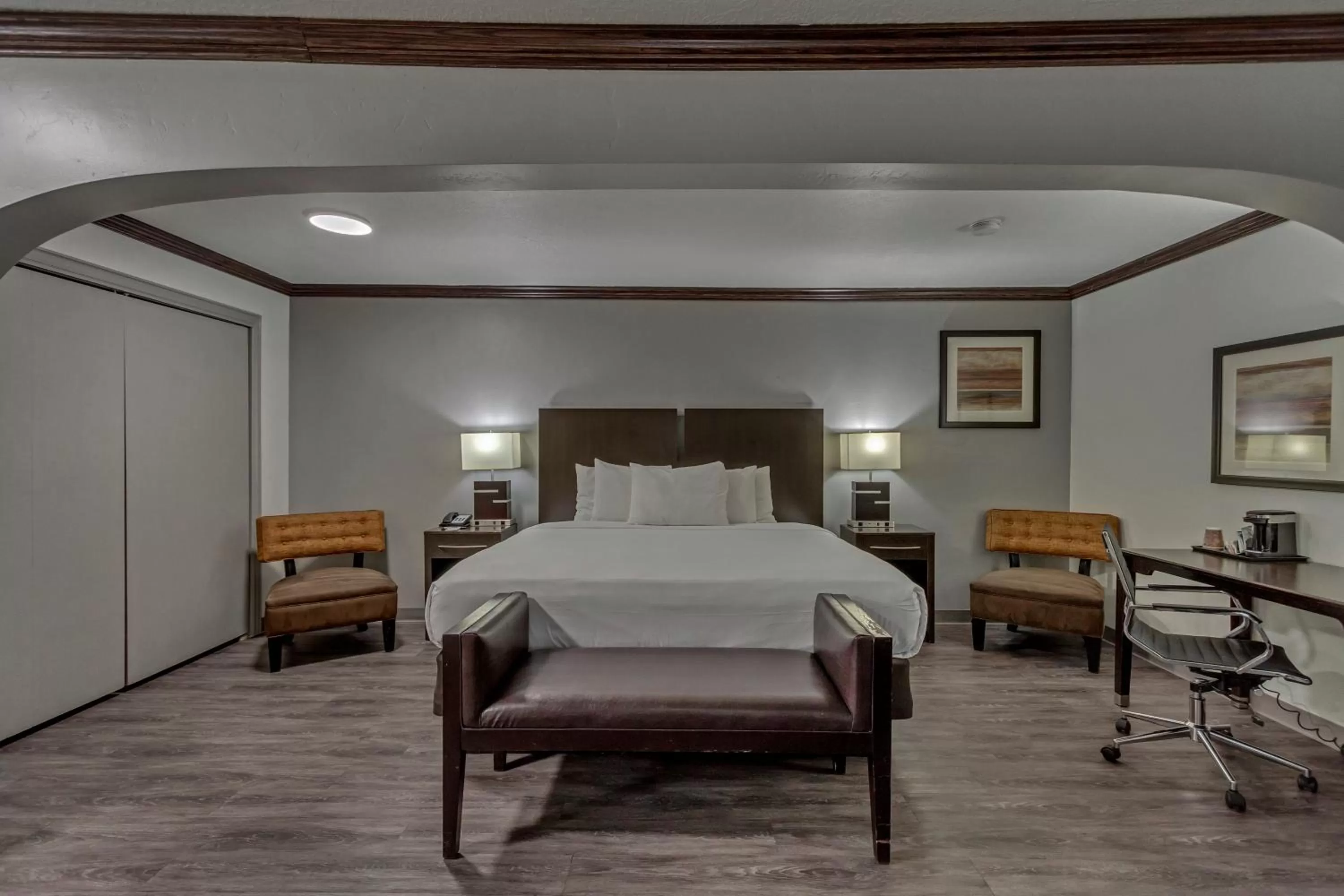 Executive King Room - Non-Smoking in Park Inn by Radisson, Salt Lake City-Midvale