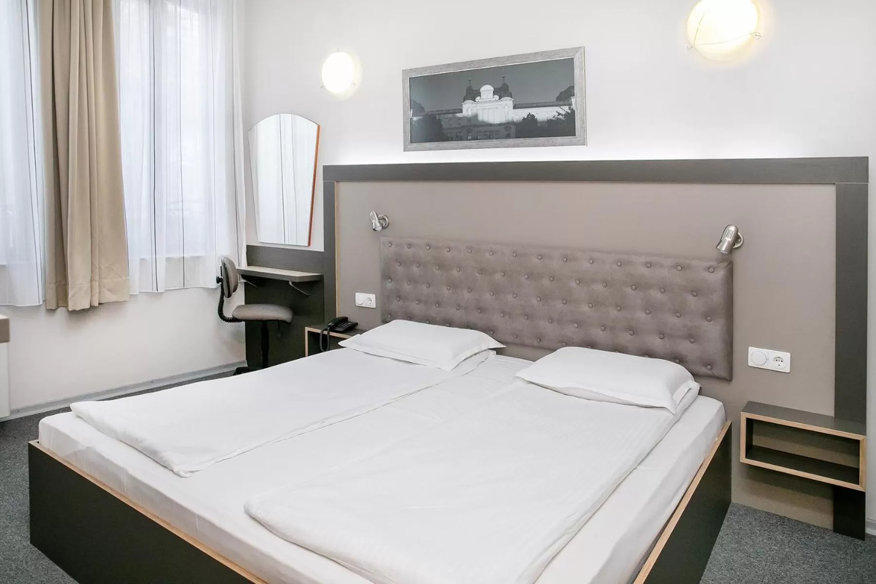 One-Bedroom Suite in Hotel Niky