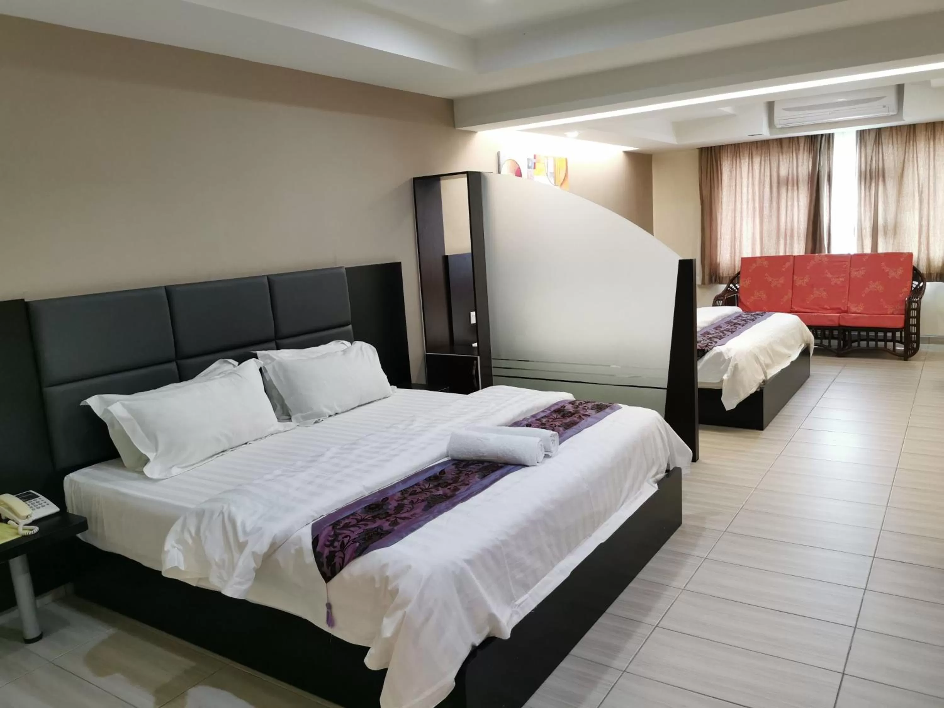 Deluxe Family Suite in Melang Inn