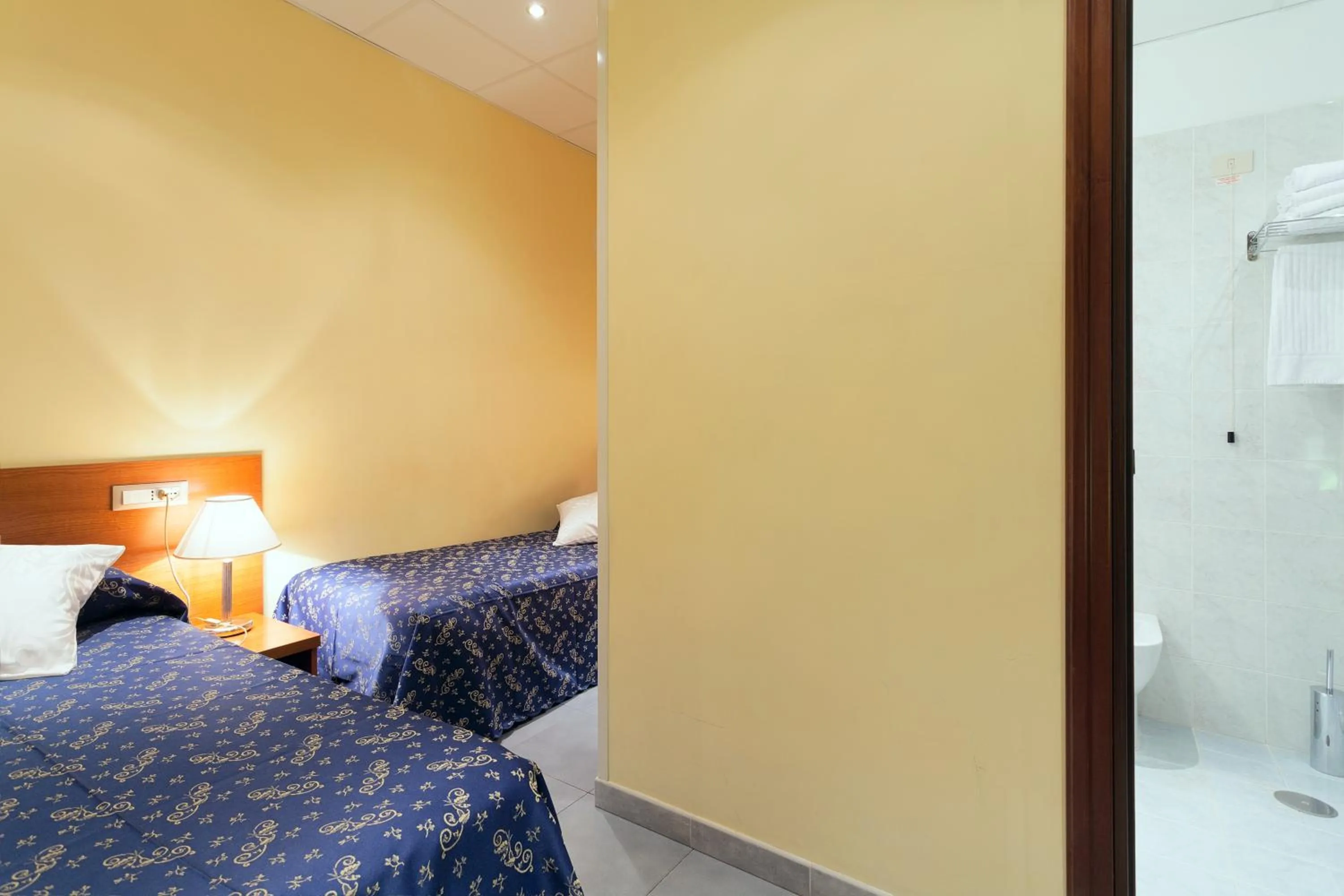 Quadruple Room in Hotel Oriente