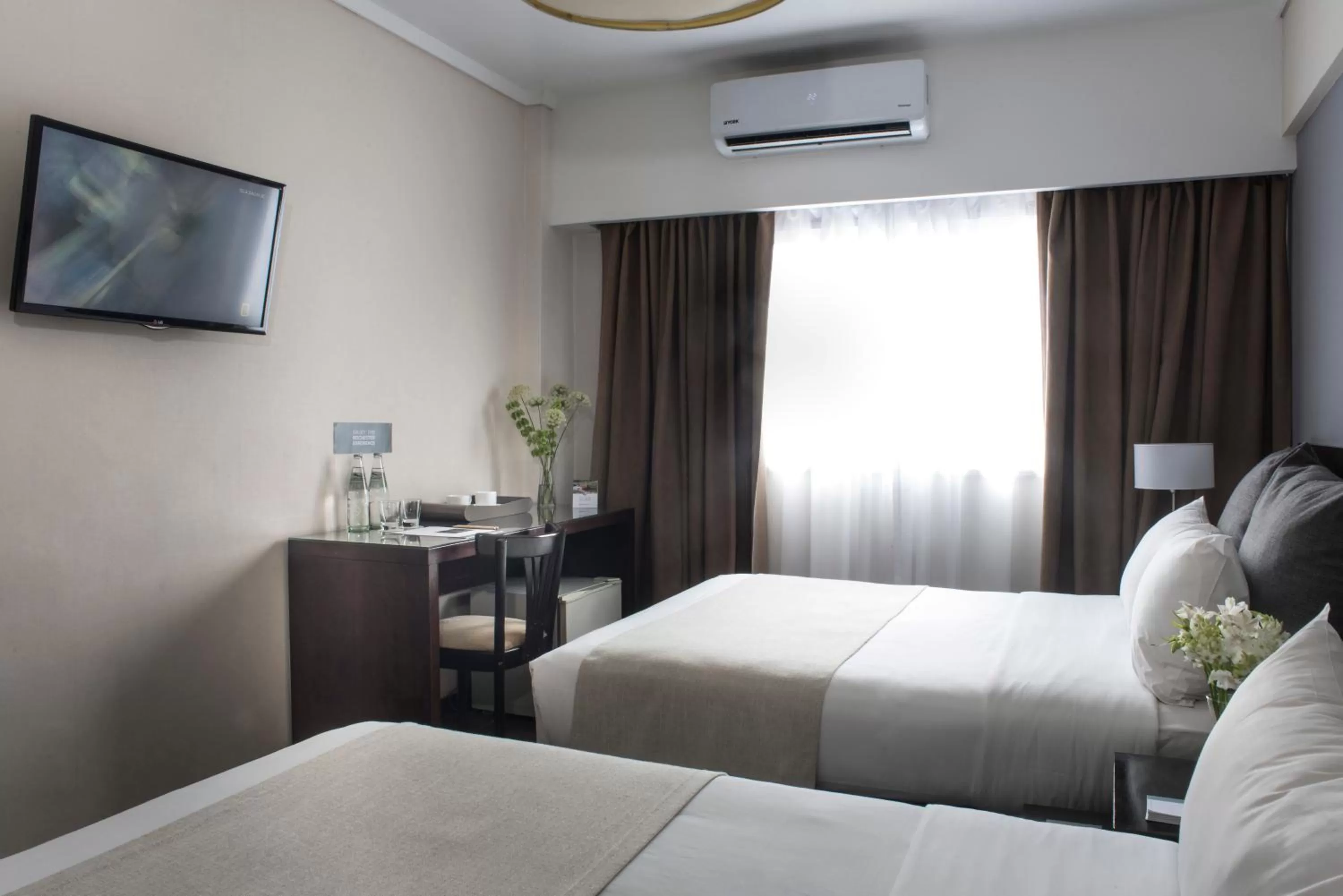 Standard Double Room in Rochester Hotel Classic