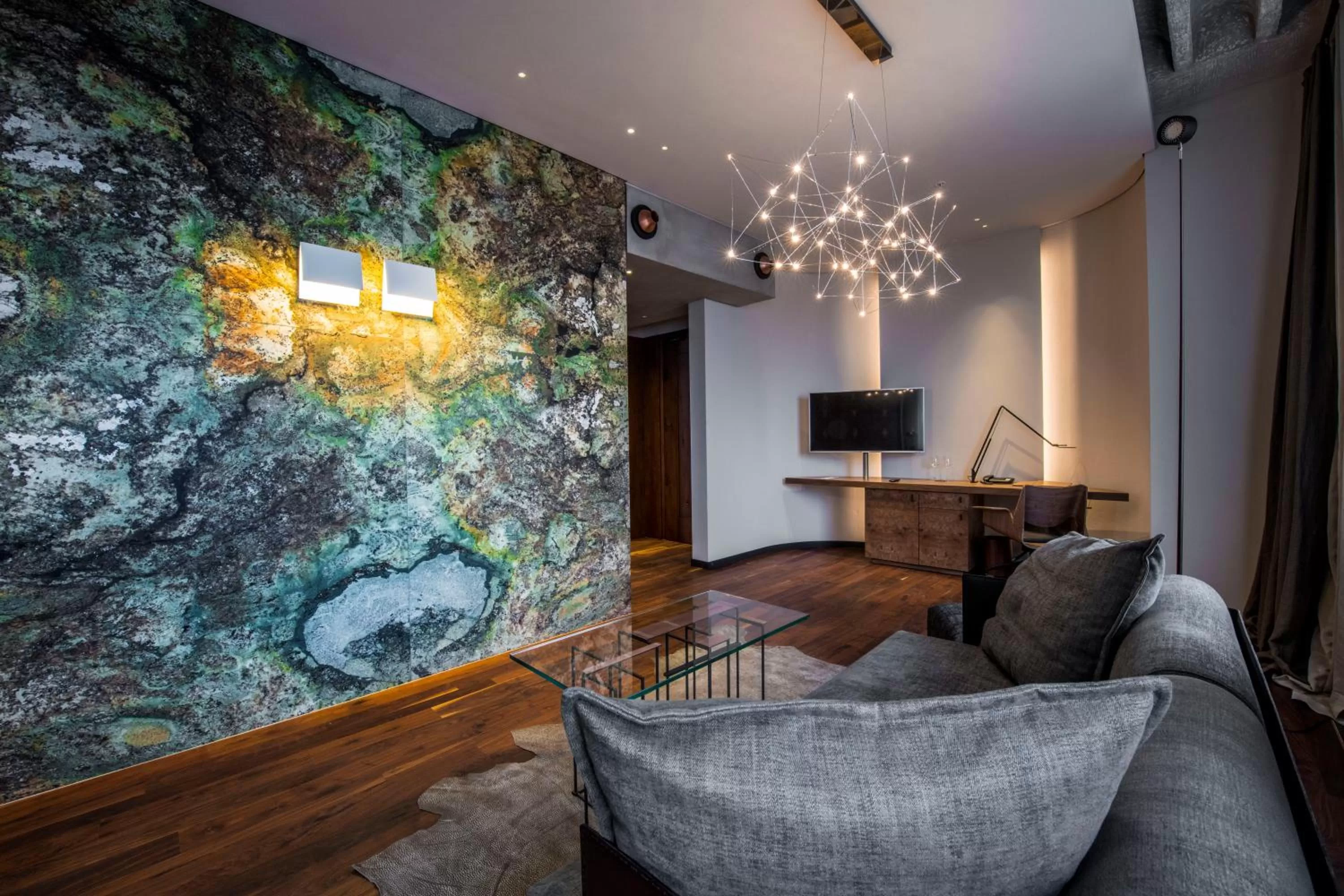 Suite with Balcony - High floor in Hotel Warszawa