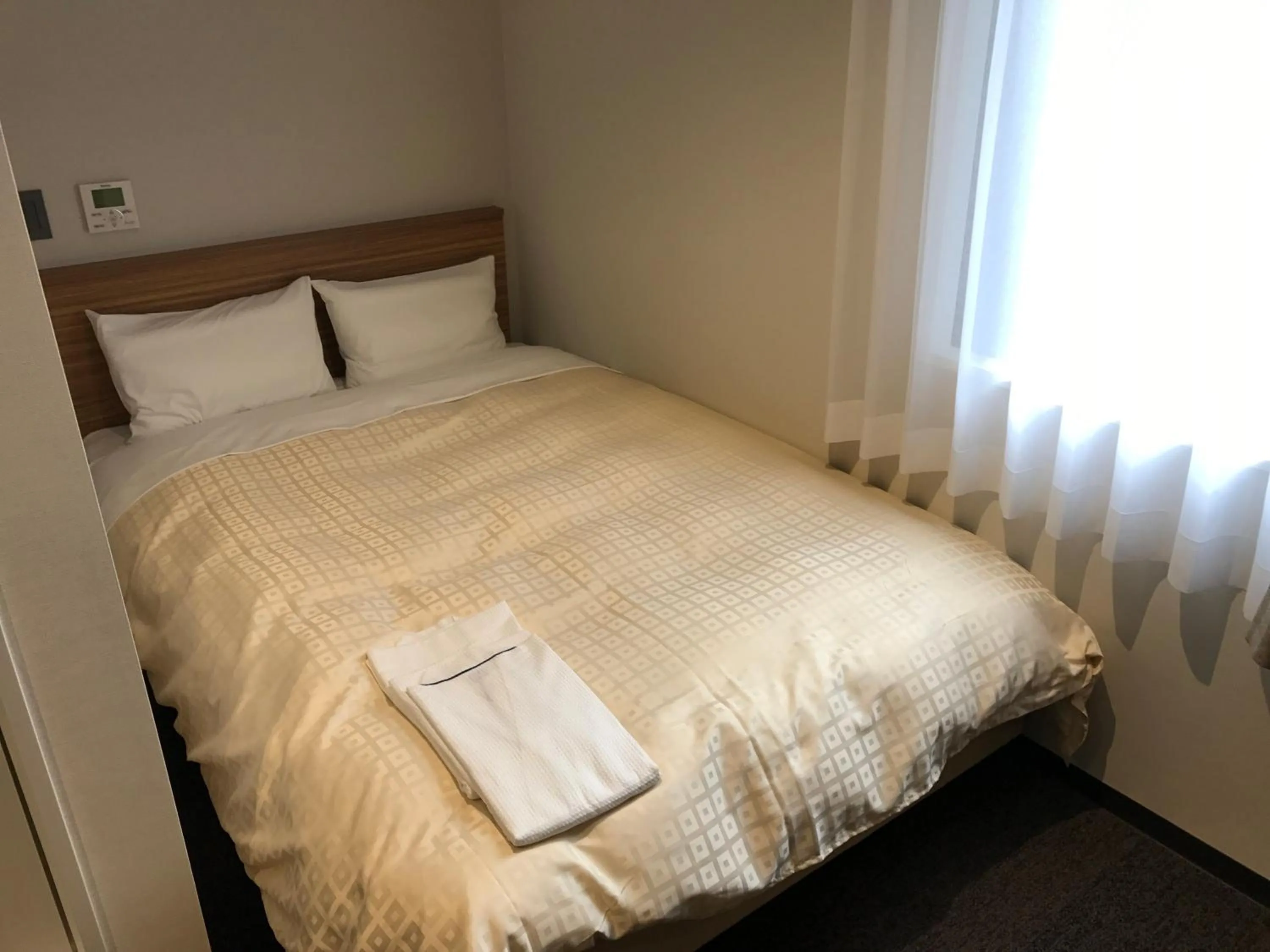 Double Room with Small Double Bed - Smoking in Hotel Crown Hills Iwaki