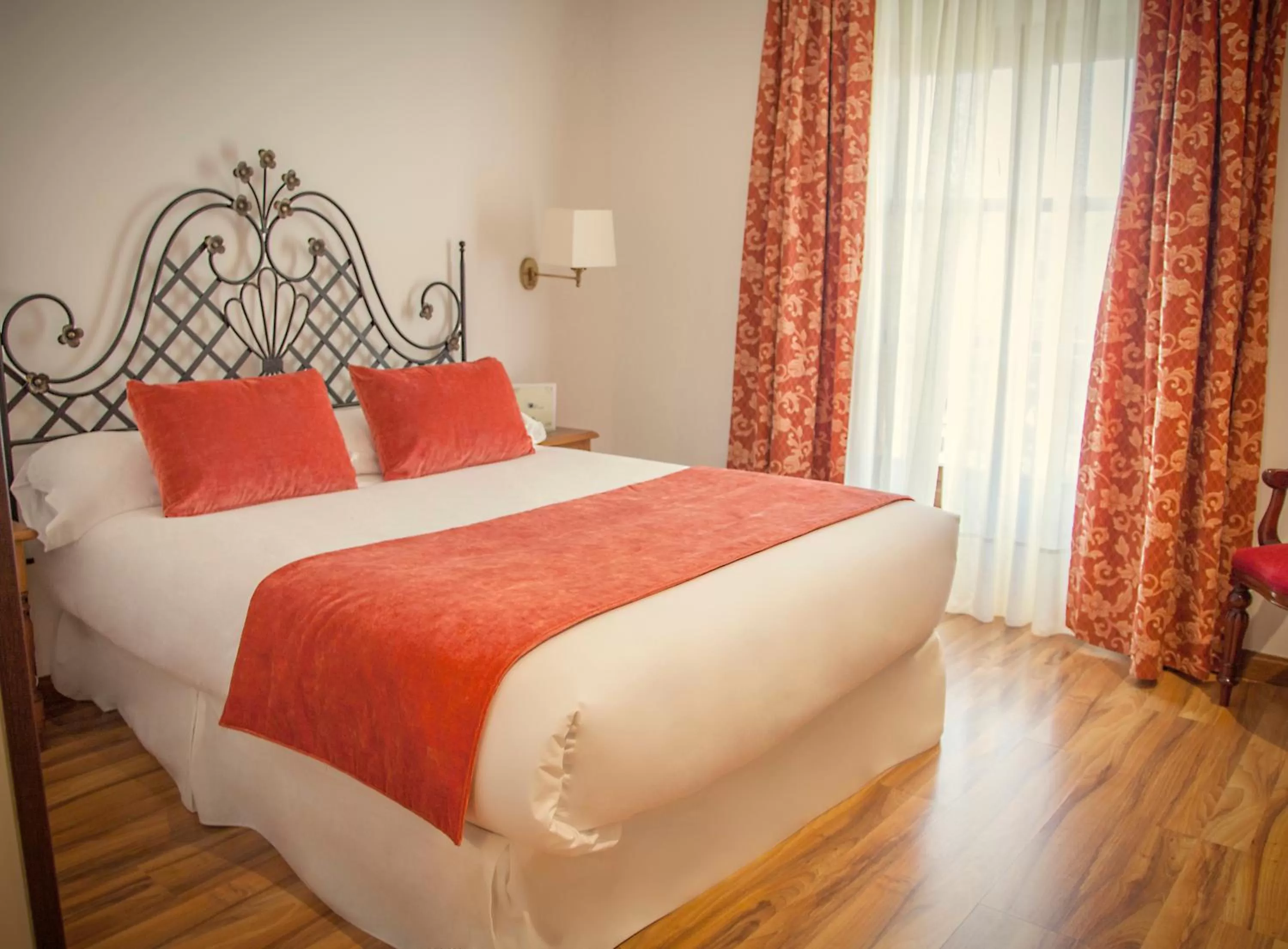 Double or Twin Room - single occupancy in Palacio Azcárate Hotel