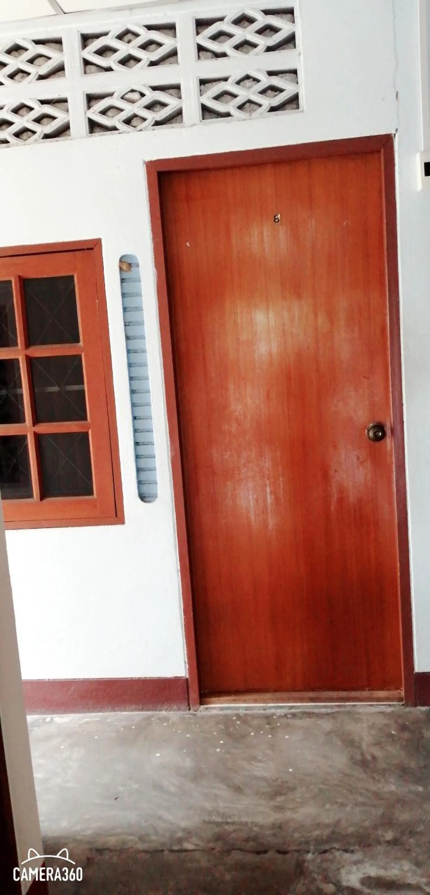 Twin Room with Air Conditioning and Shared Bathroom in Canaan