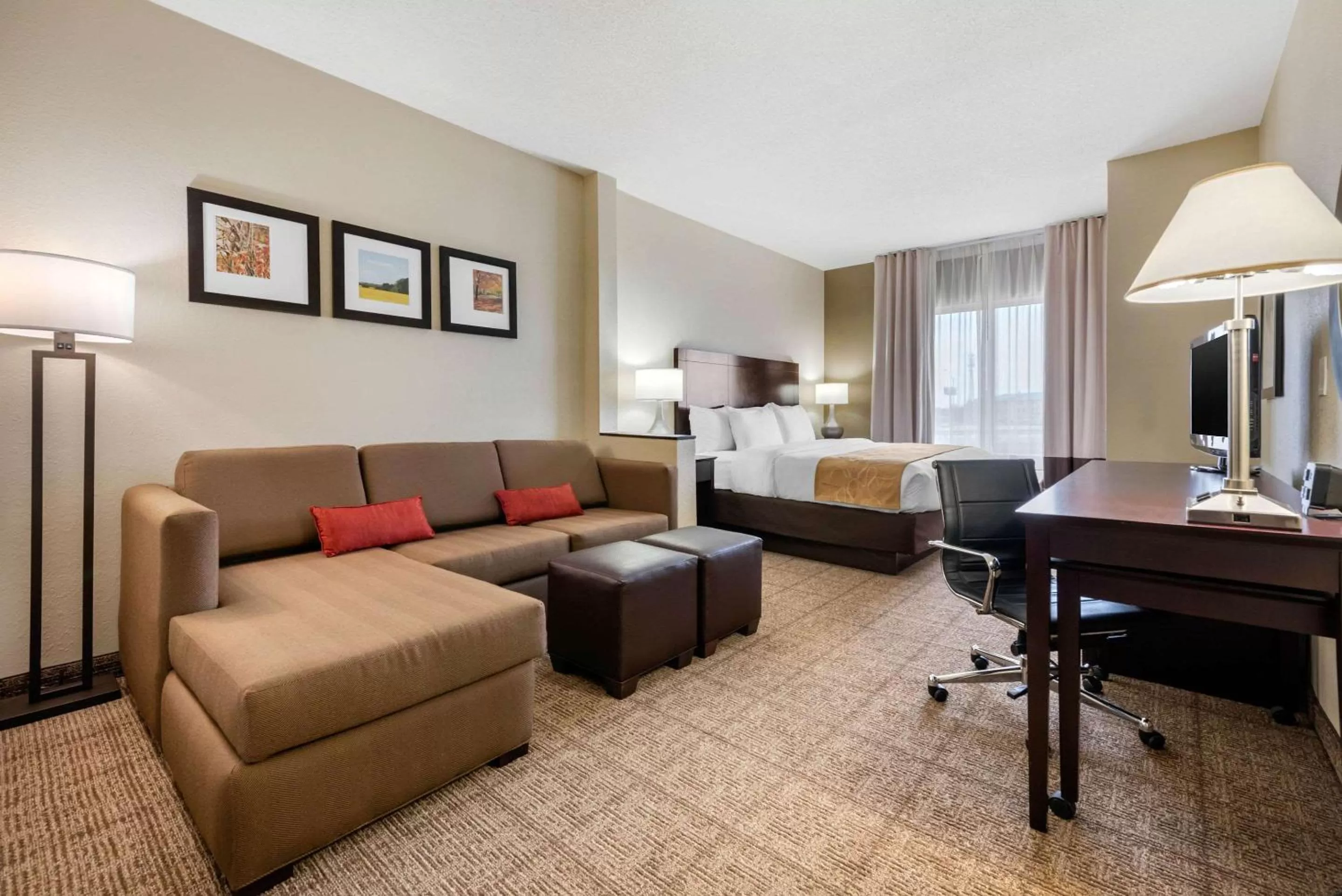 King Room - Accessible/Non-Smoking in Comfort Suites Lafayette University Area