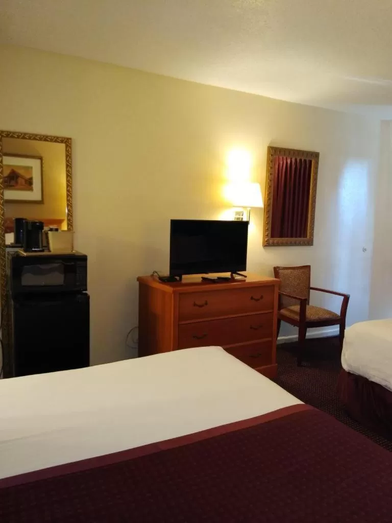 Standard Room with Two Double Beds - Non-Smoking in Knights Inn San Antonio near Frost Bank Center