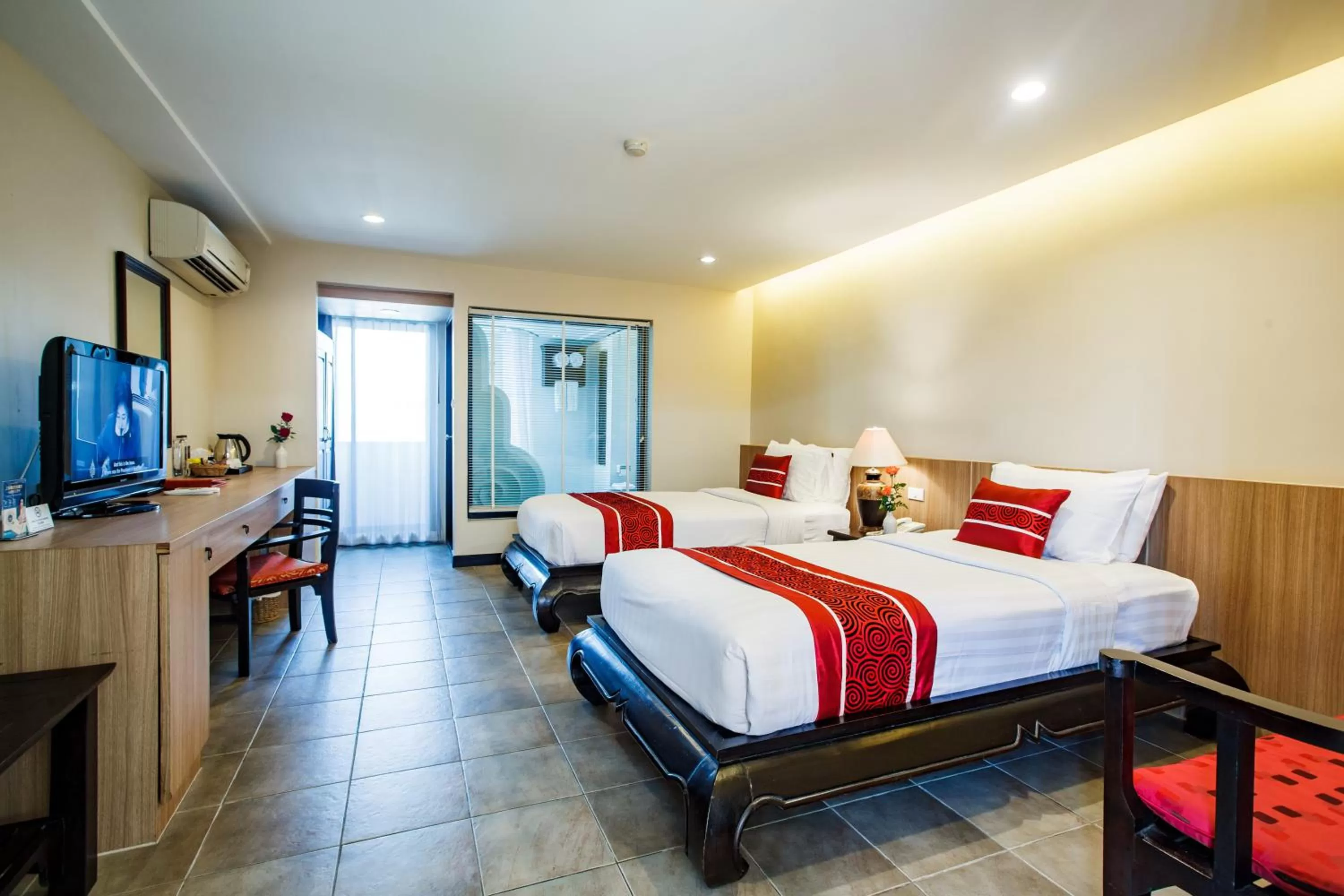 Deluxe Twin Room in Raming Lodge Hotel