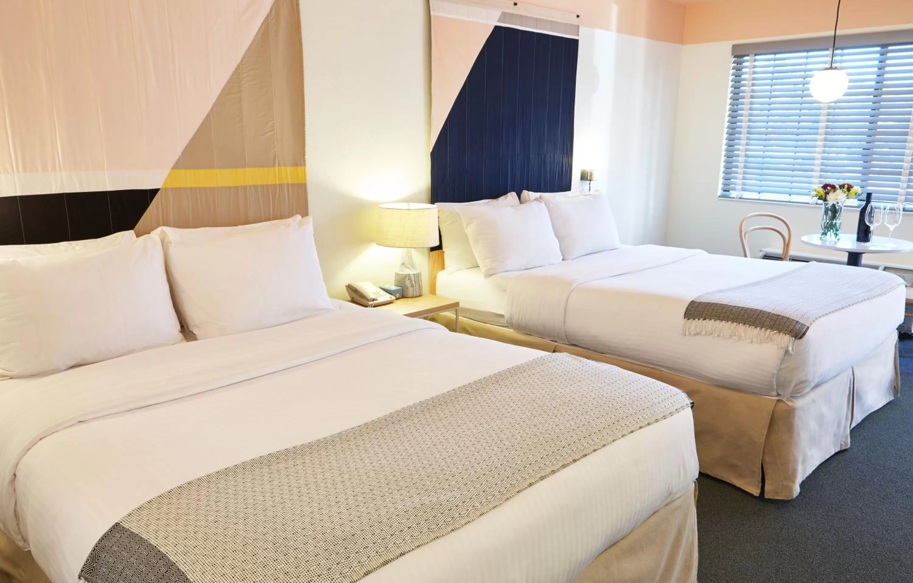 Twin Room with Pool View in The Sandman Santa Rosa Sonoma, an Ascend Collection Hotel