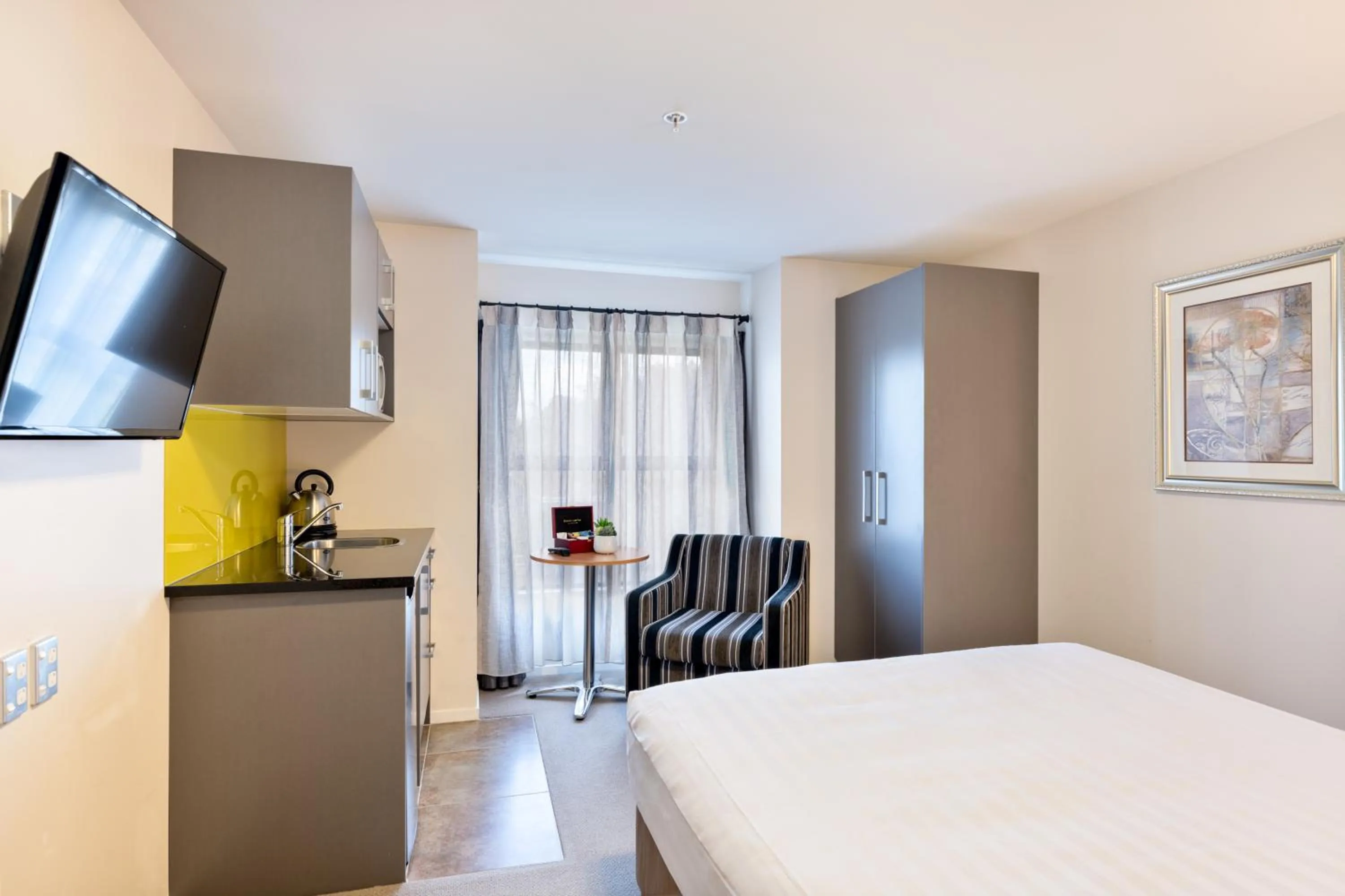 Executive Single Room in Alexander Inn