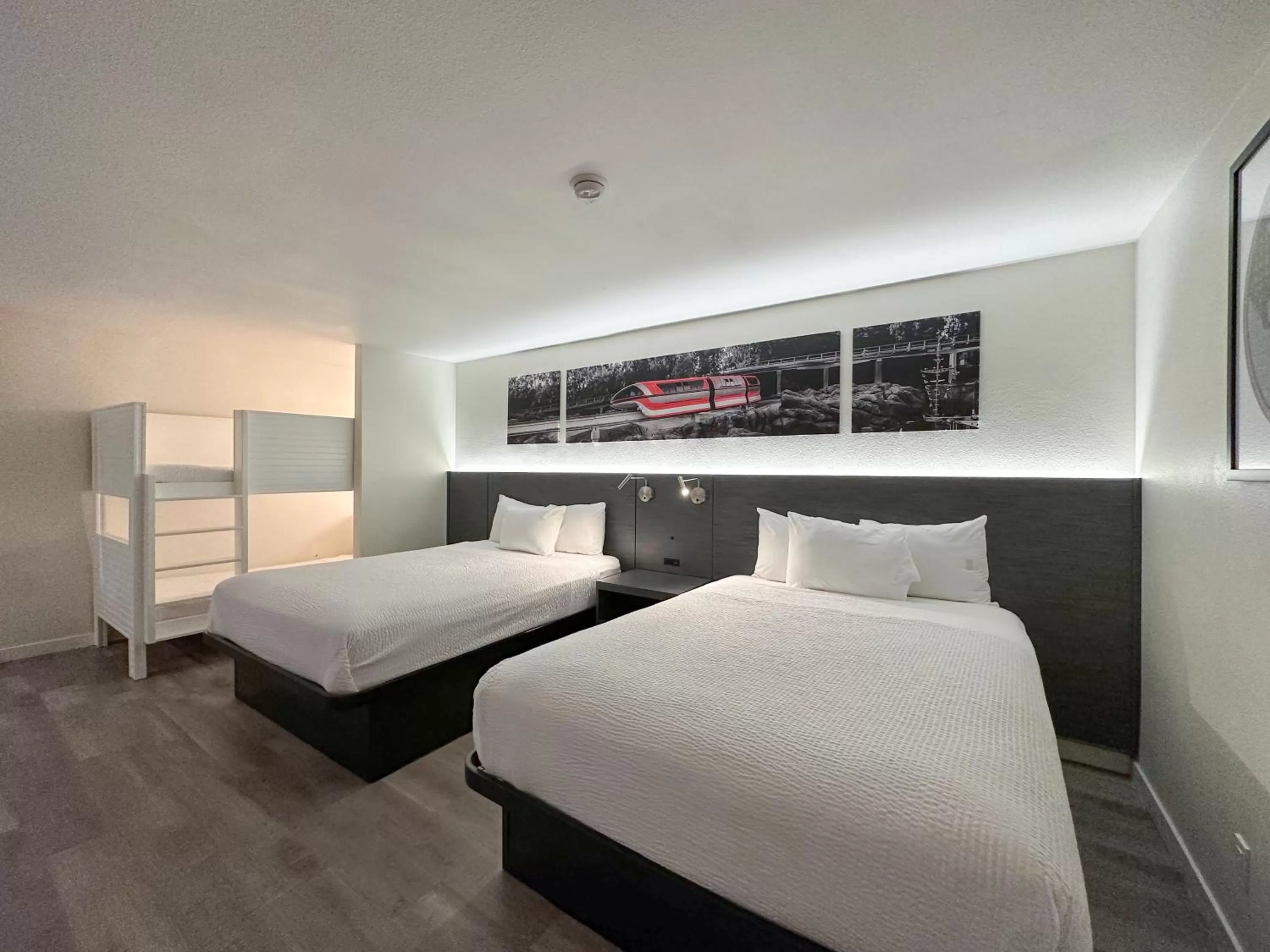 2 Queen Beds, 1 Bunk Bed, Junior Suite, Non-Smoking in Ramada by Wyndham Anaheim Convention Center