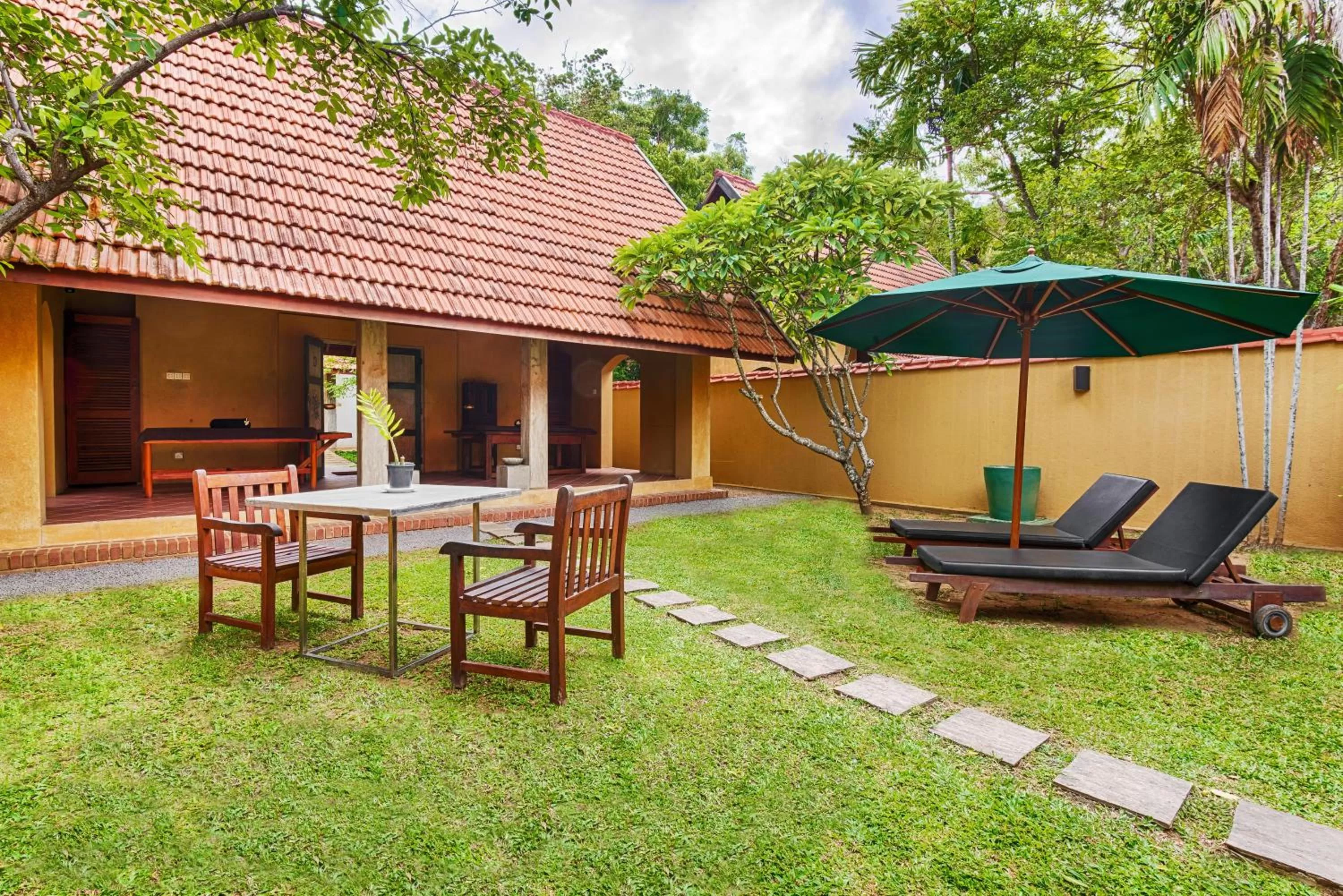 King Pavilion with treatments - single occupancy in Jetwing Ayurveda Pavilions