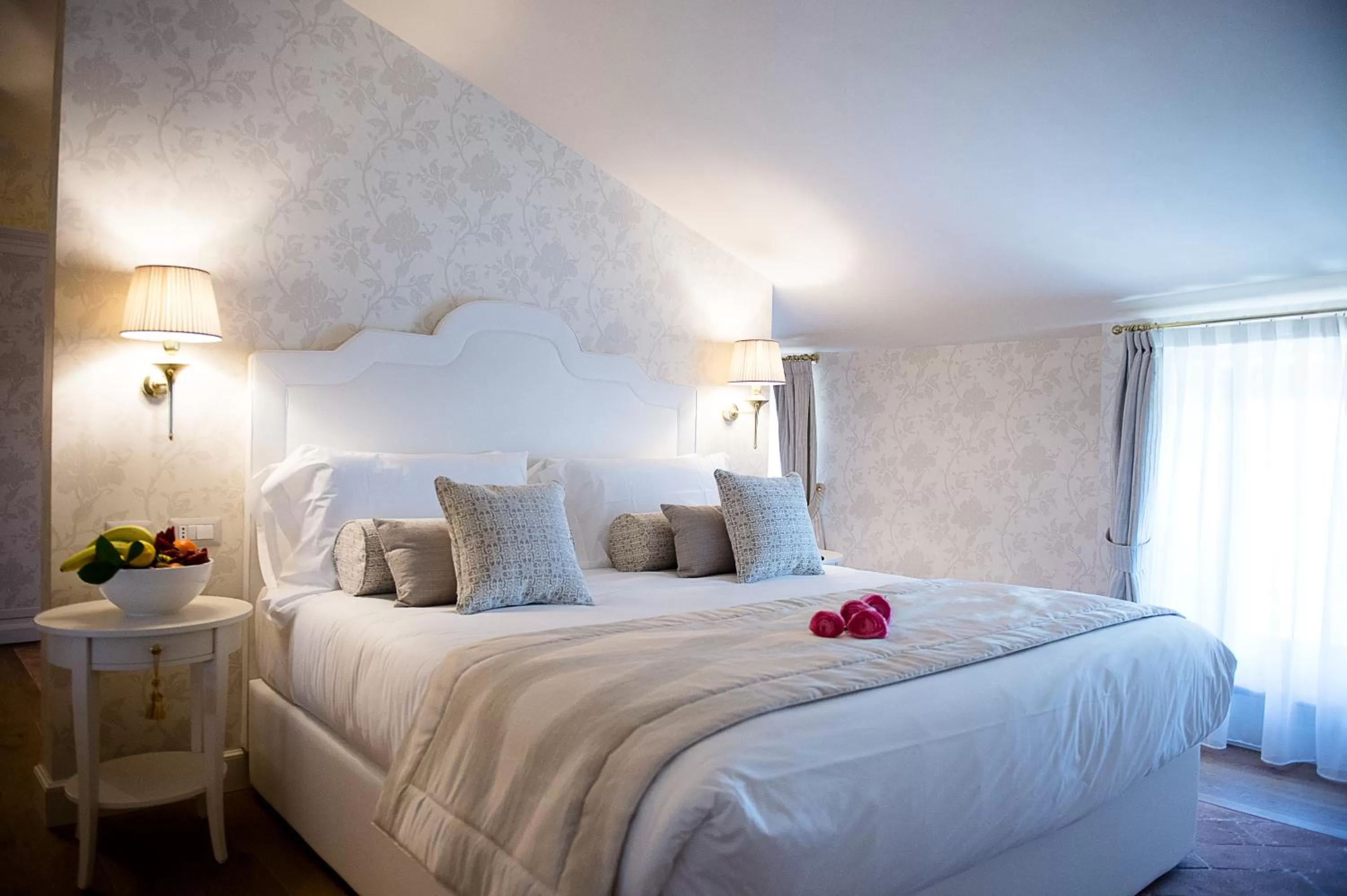 Superior King Suite in San Gemini Palace