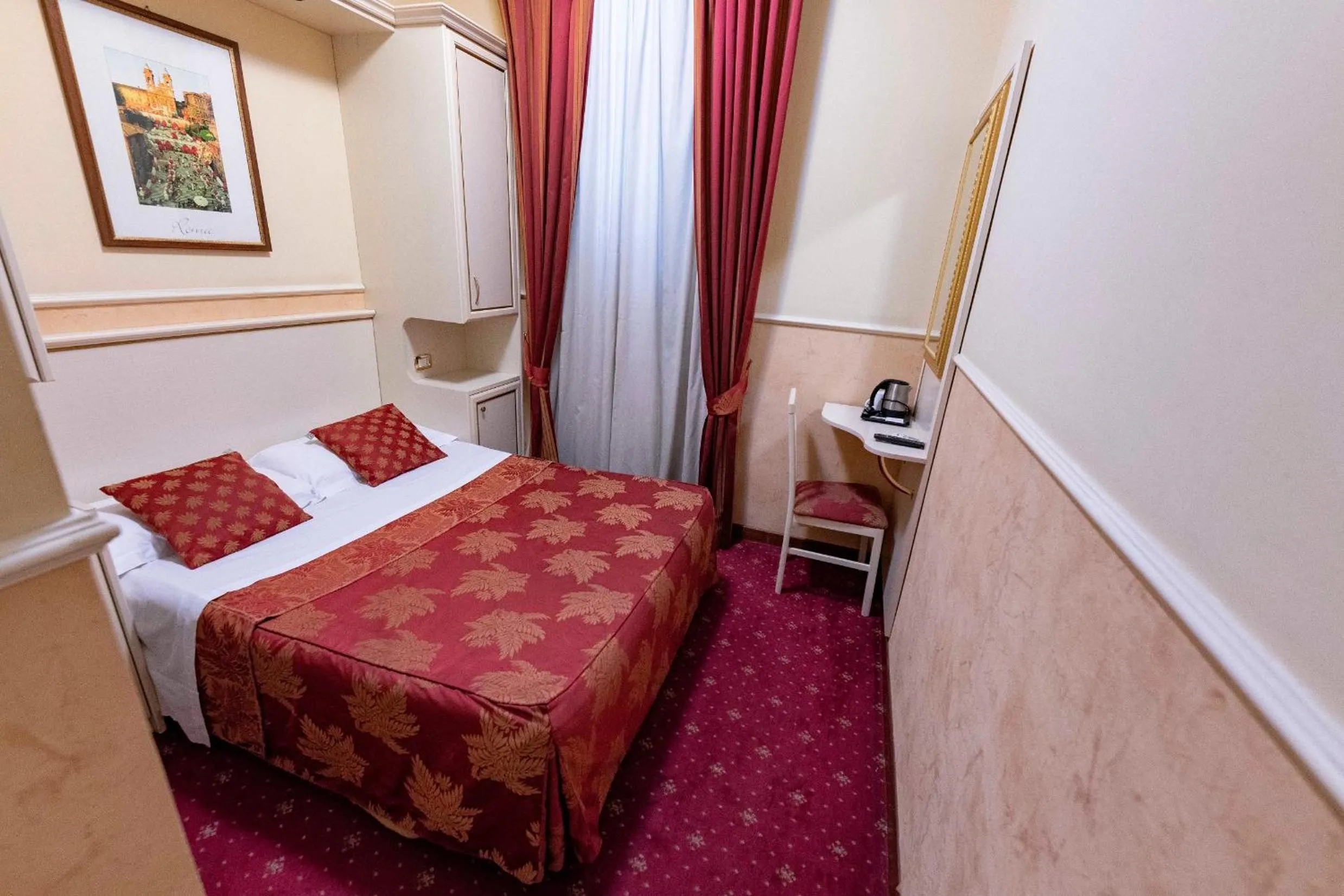 Single Room - single occupancy in Hotel Anfiteatro Flavio