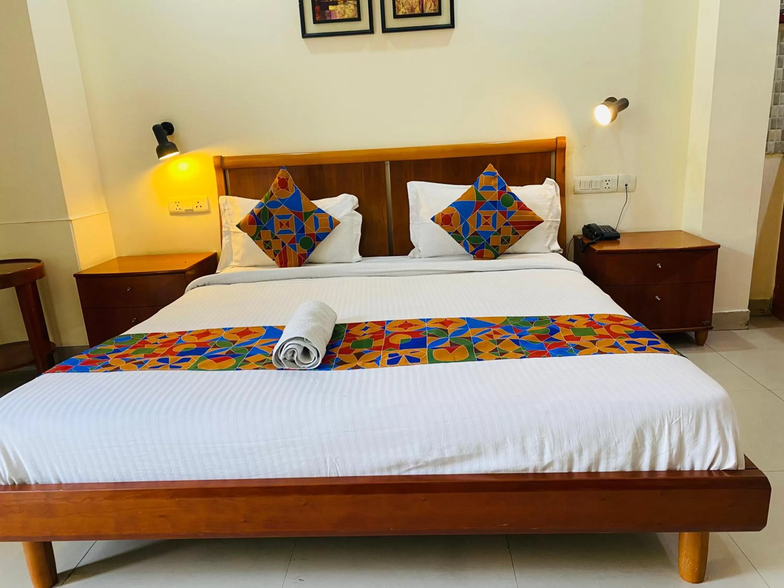 Deluxe Suite in Qotel Hotel Noida Sector 51