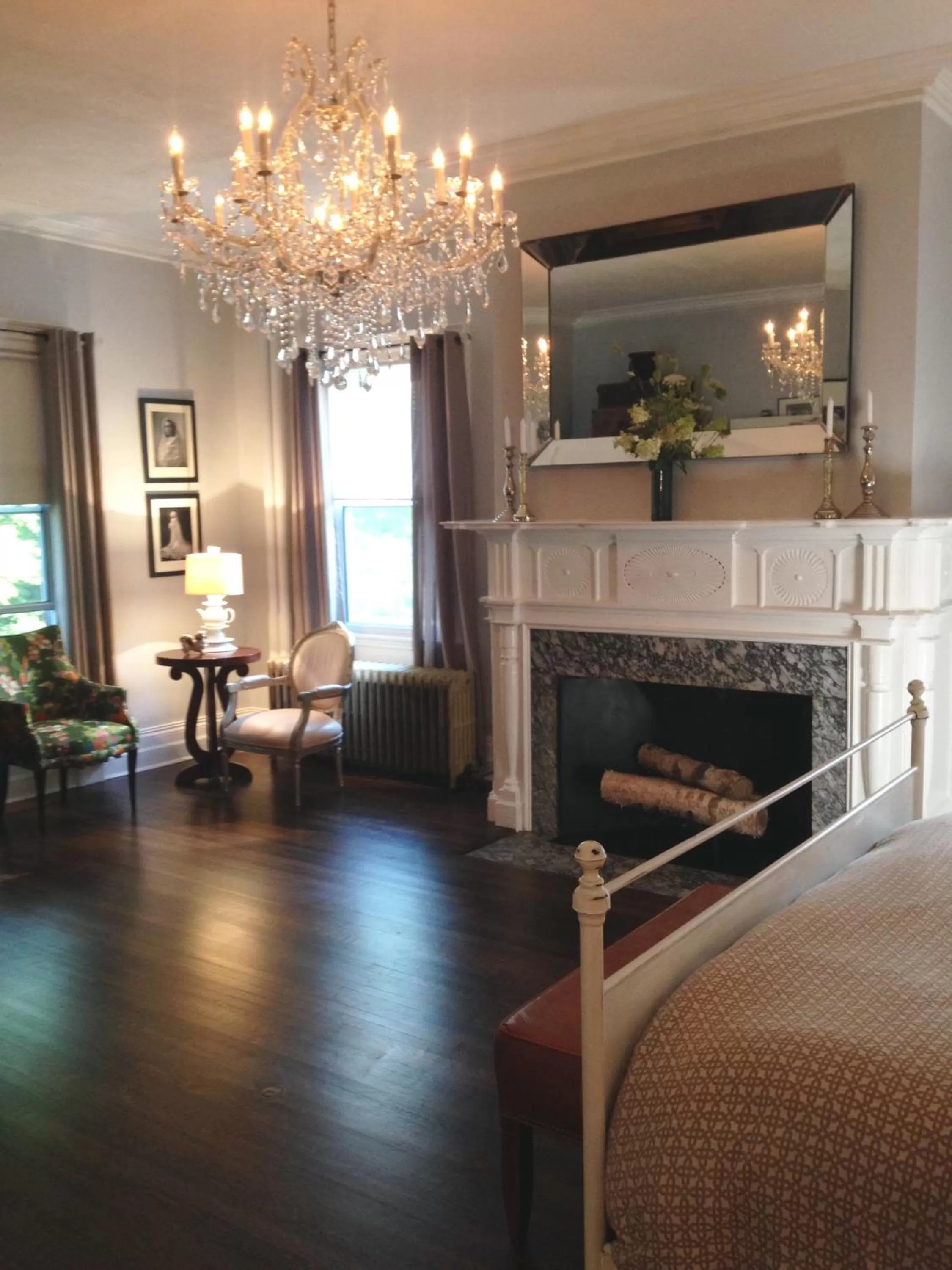 Deluxe King Suite in Gardner Farm Inn