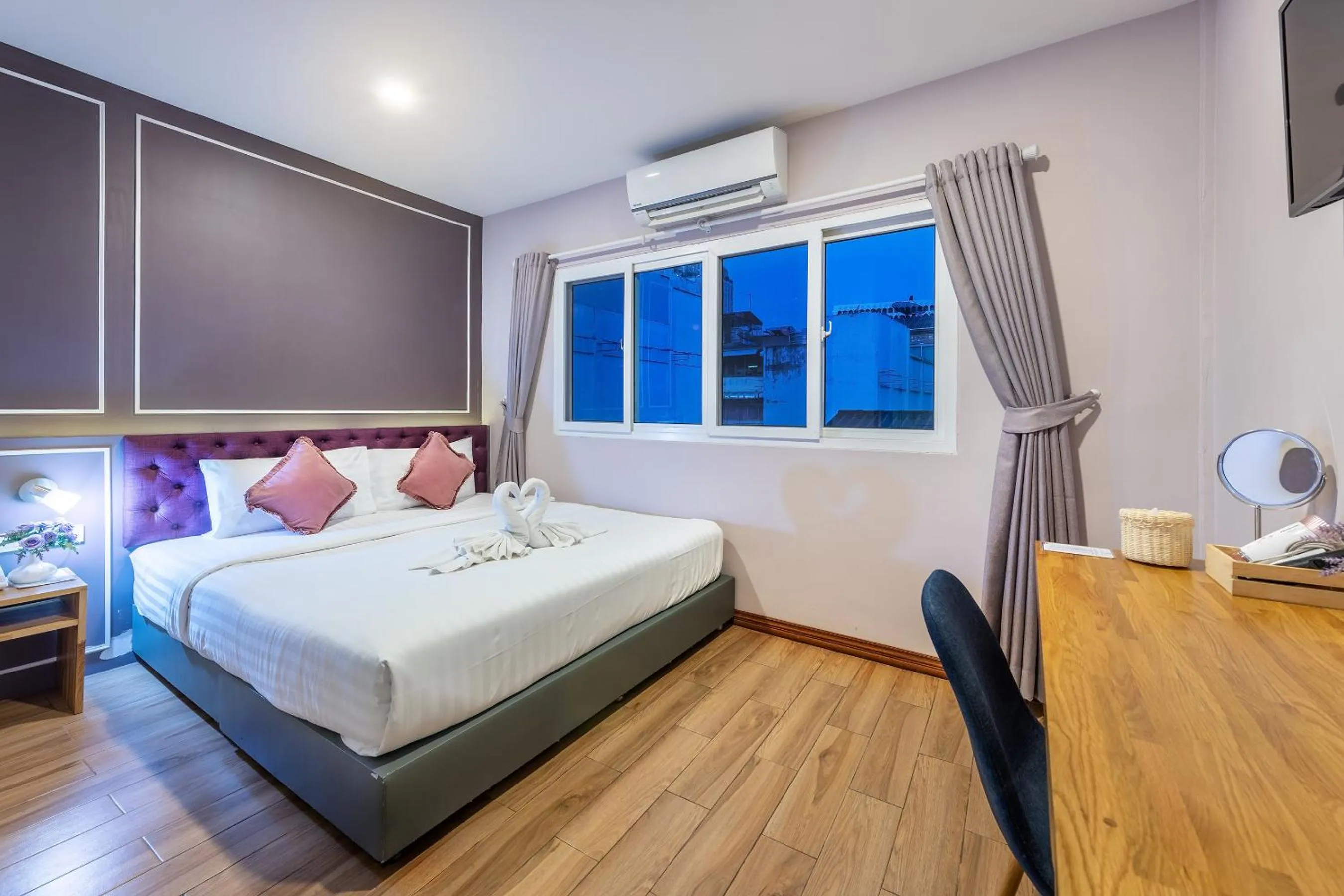 King Suite in De Lavender Bangkok Hotel