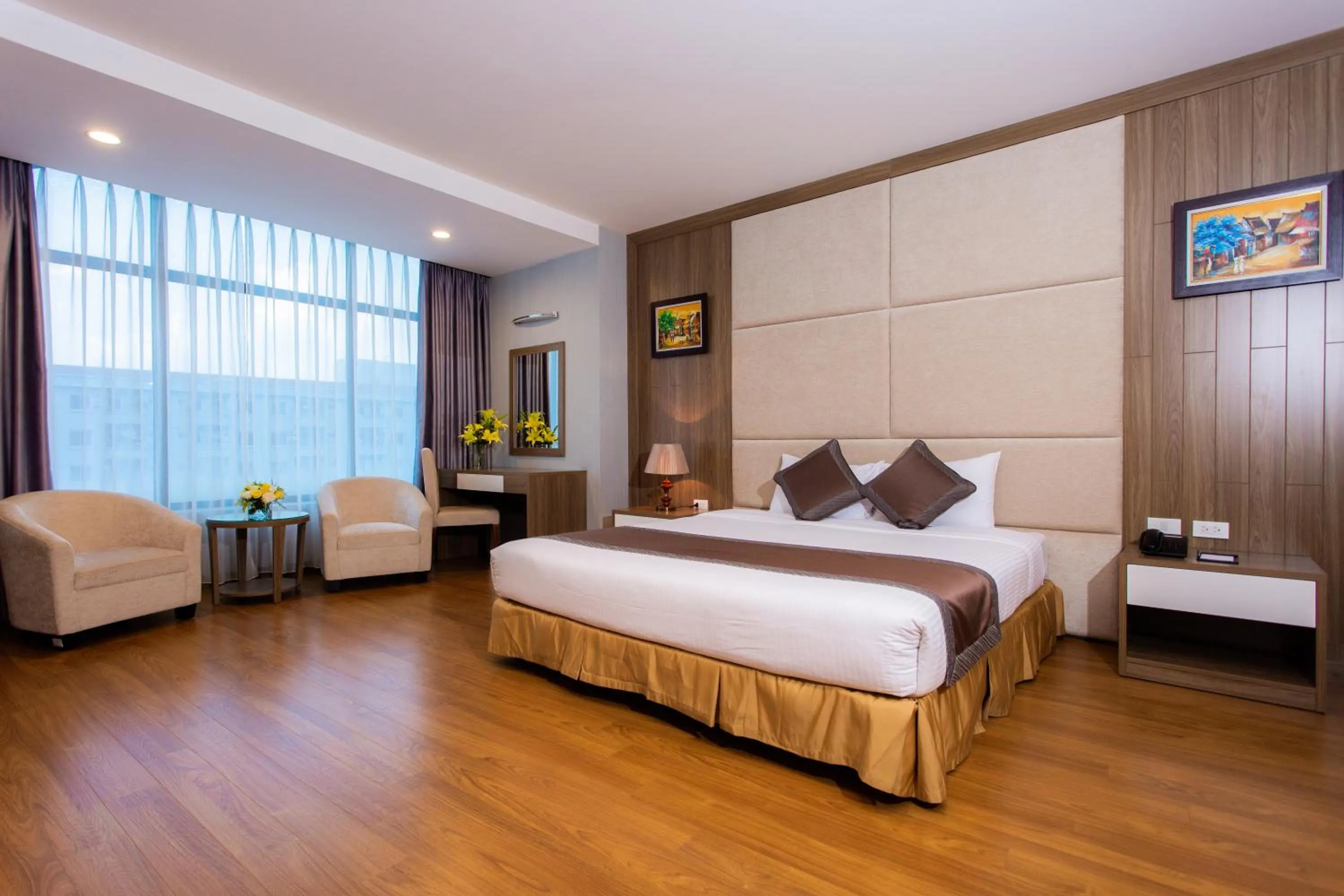 Deluxe Double Room in Muong Thanh Grand Hanoi Hotel