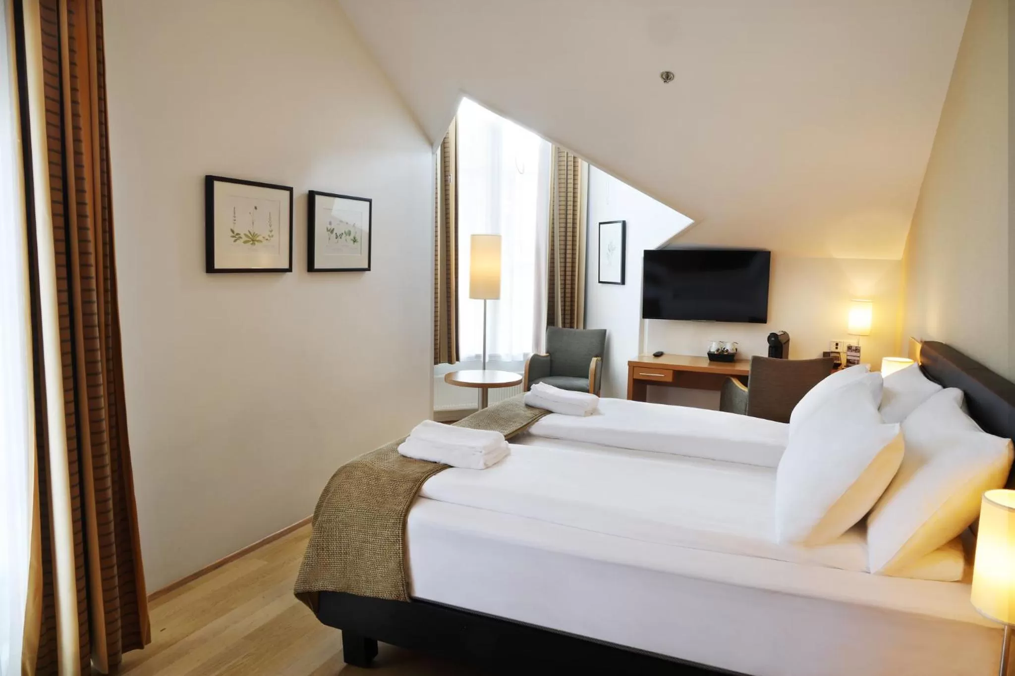 Deluxe Double Room in Hotel Reykjavík Centrum