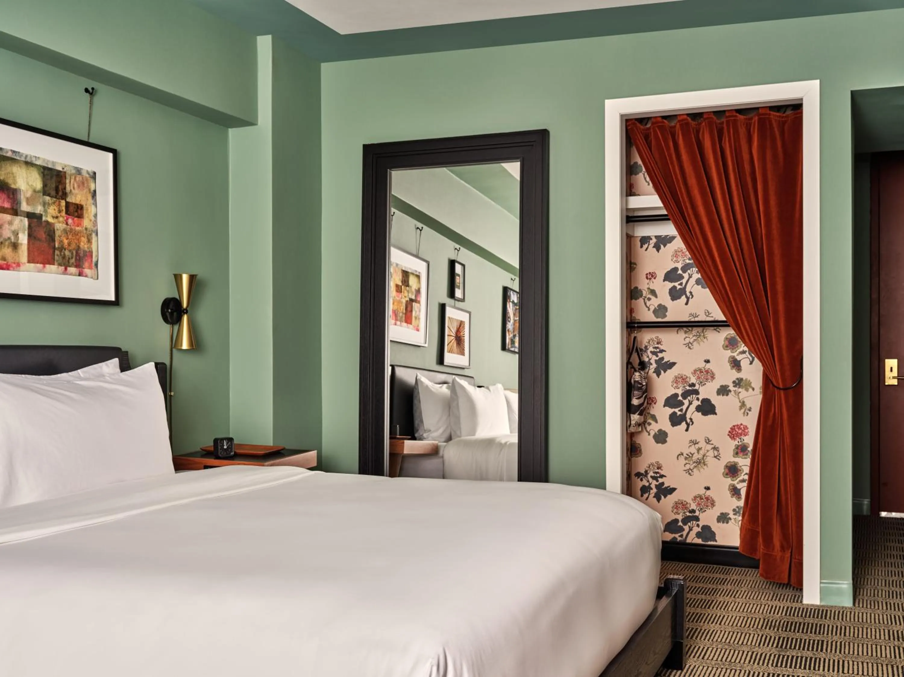 Deluxe Queen Room with Two Queen Beds in Romer Hell's Kitchen