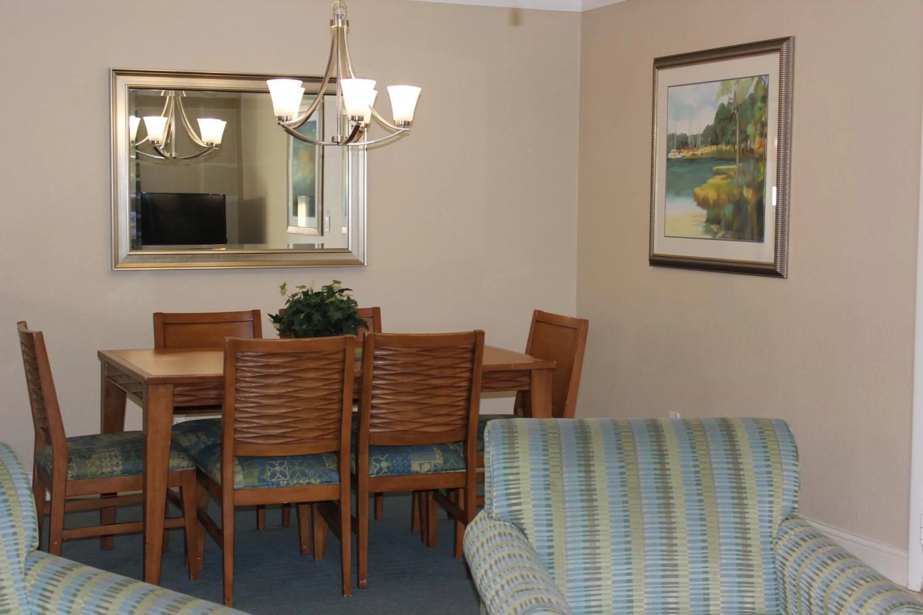 Deluxe King Suite in Blue Tree Resort at Lake Buena Vista