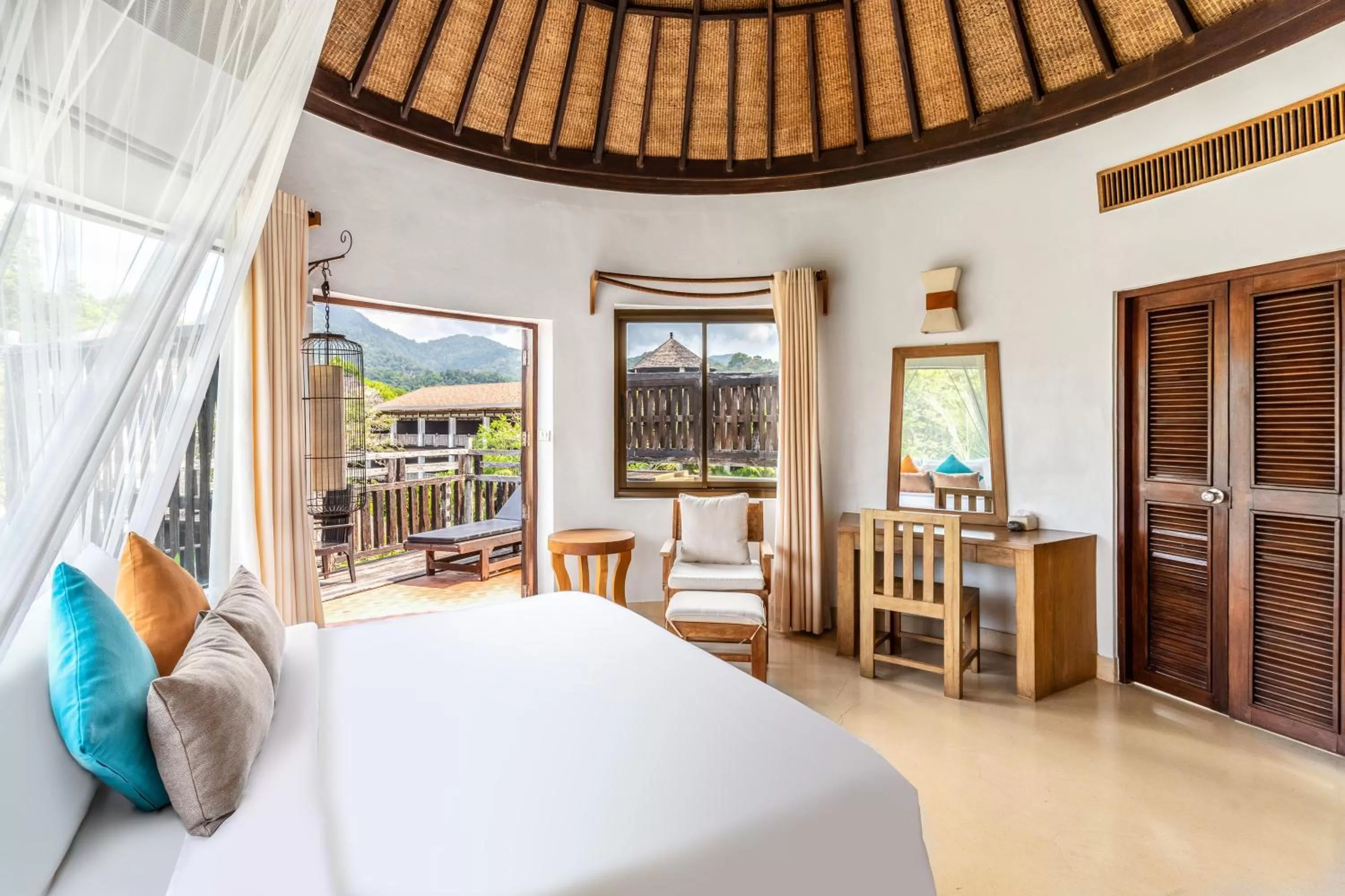 AANA Top View with Plunge Pool in AANA Resort & Villas Koh Chang