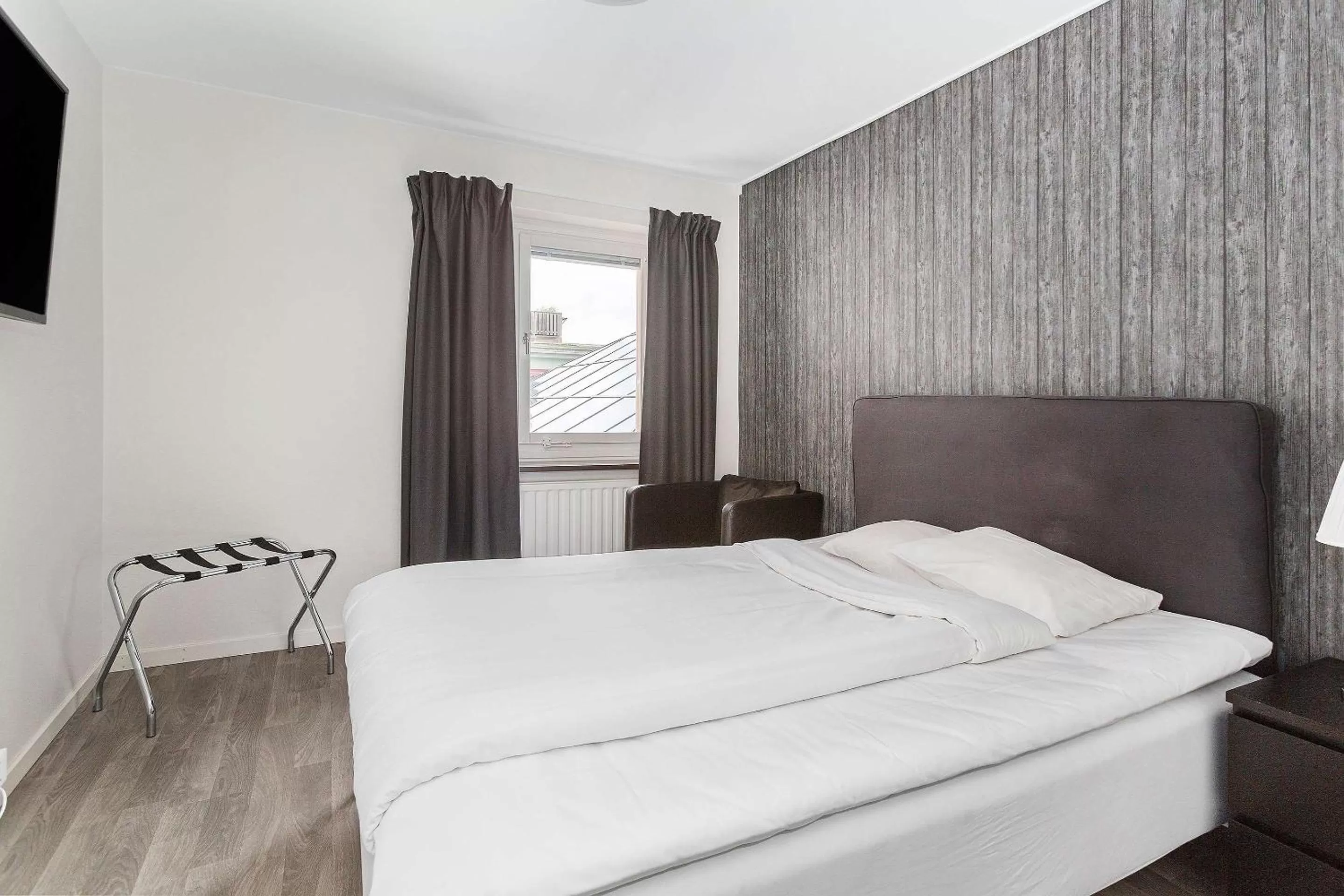 Single Room in Best Western Hotel Tranas Statt