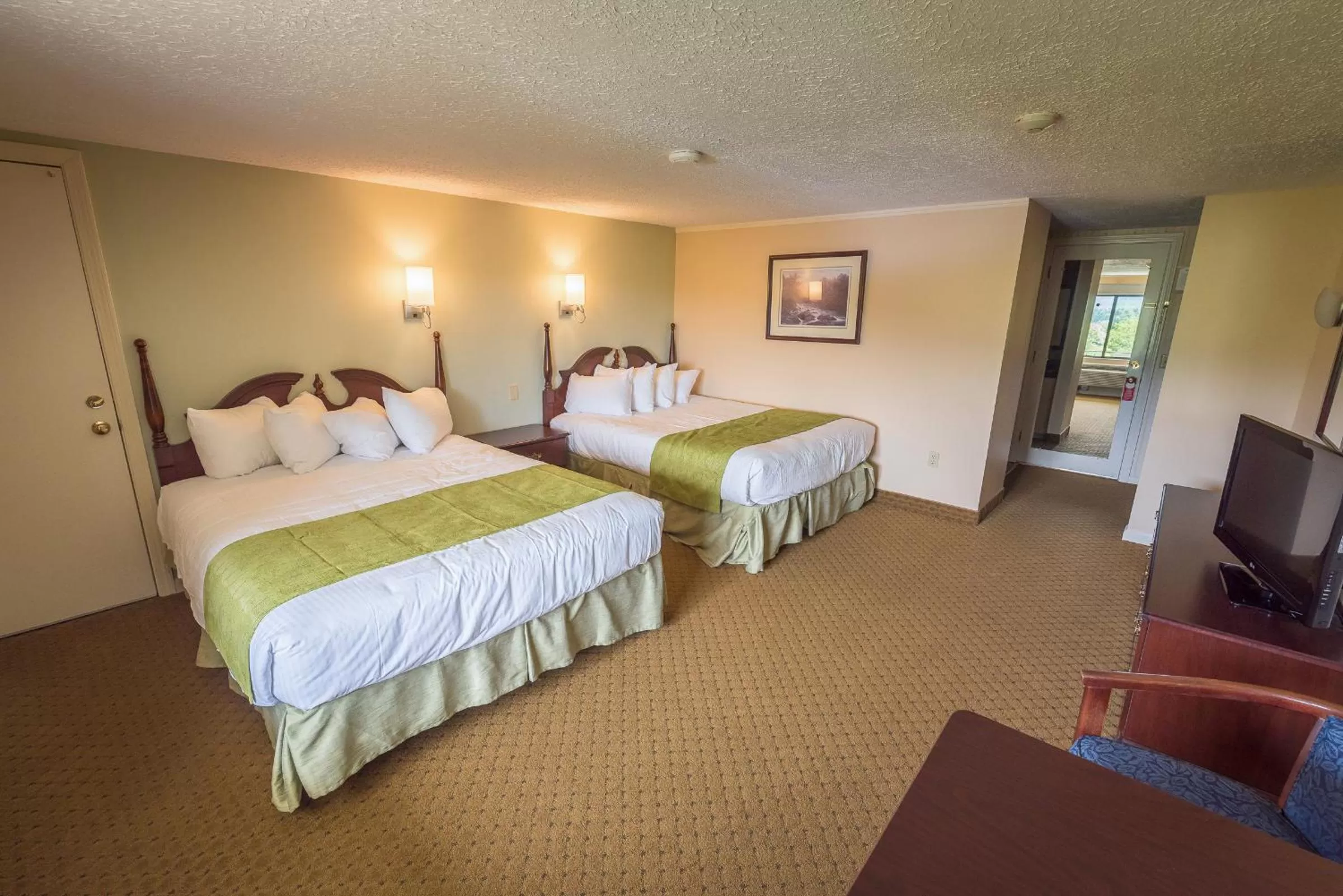 Standard Double Room with Mountain View in Fox Ridge Resort