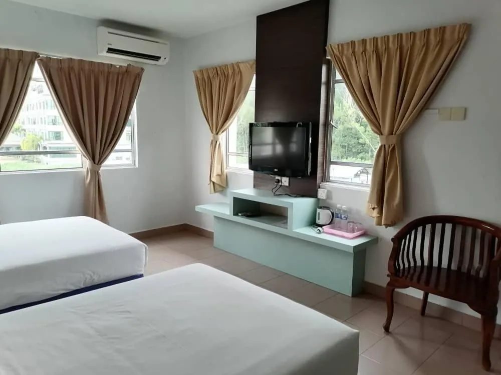 Deluxe Twin Room in S2 Hotel