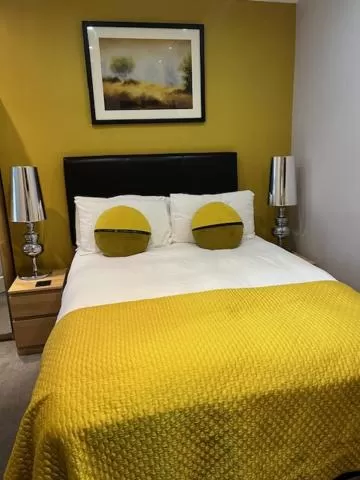 Deluxe Double Room in The Kenley Hotel