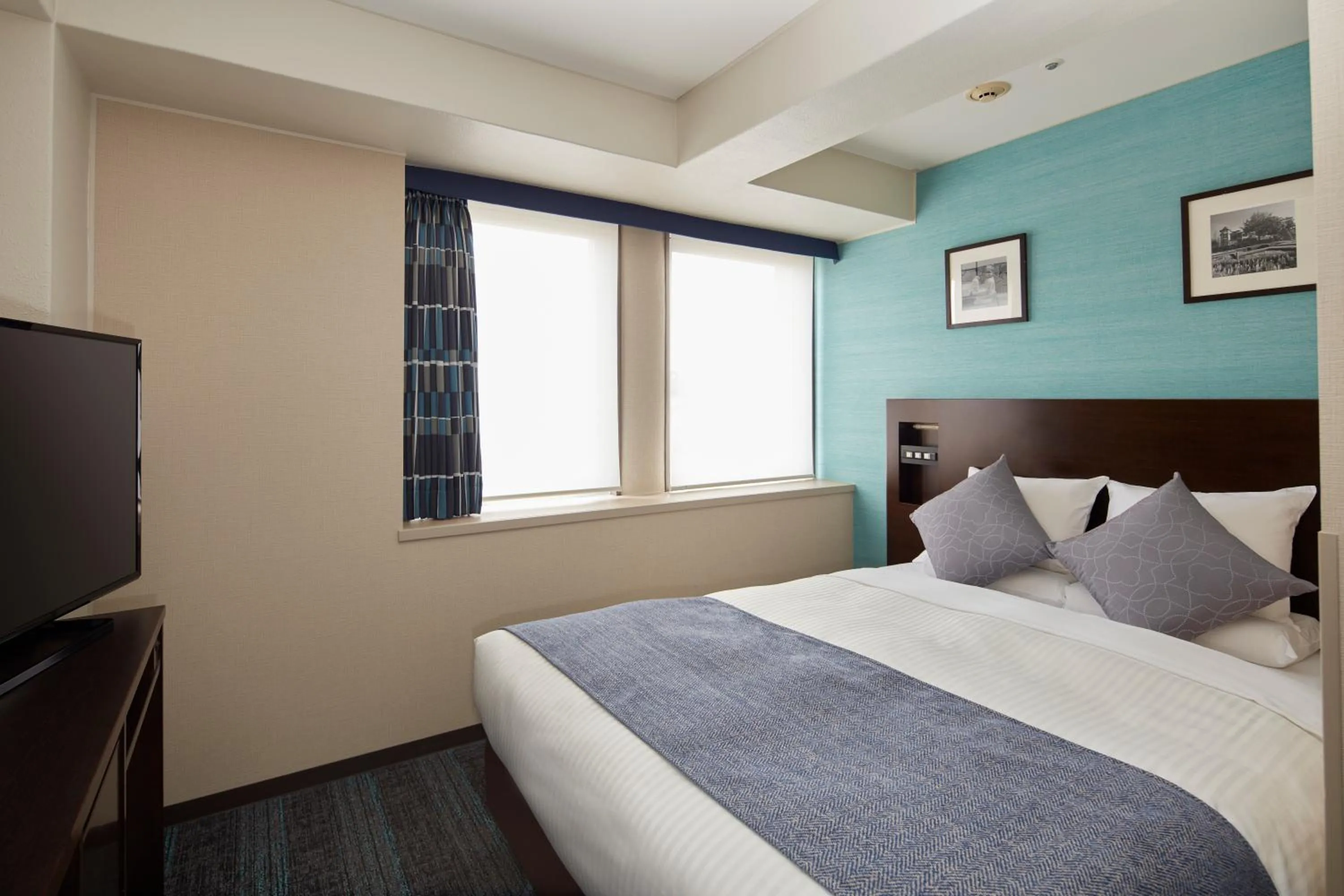 Standard Double Room - Smoking in HOTEL MYSTAYS Yokohama