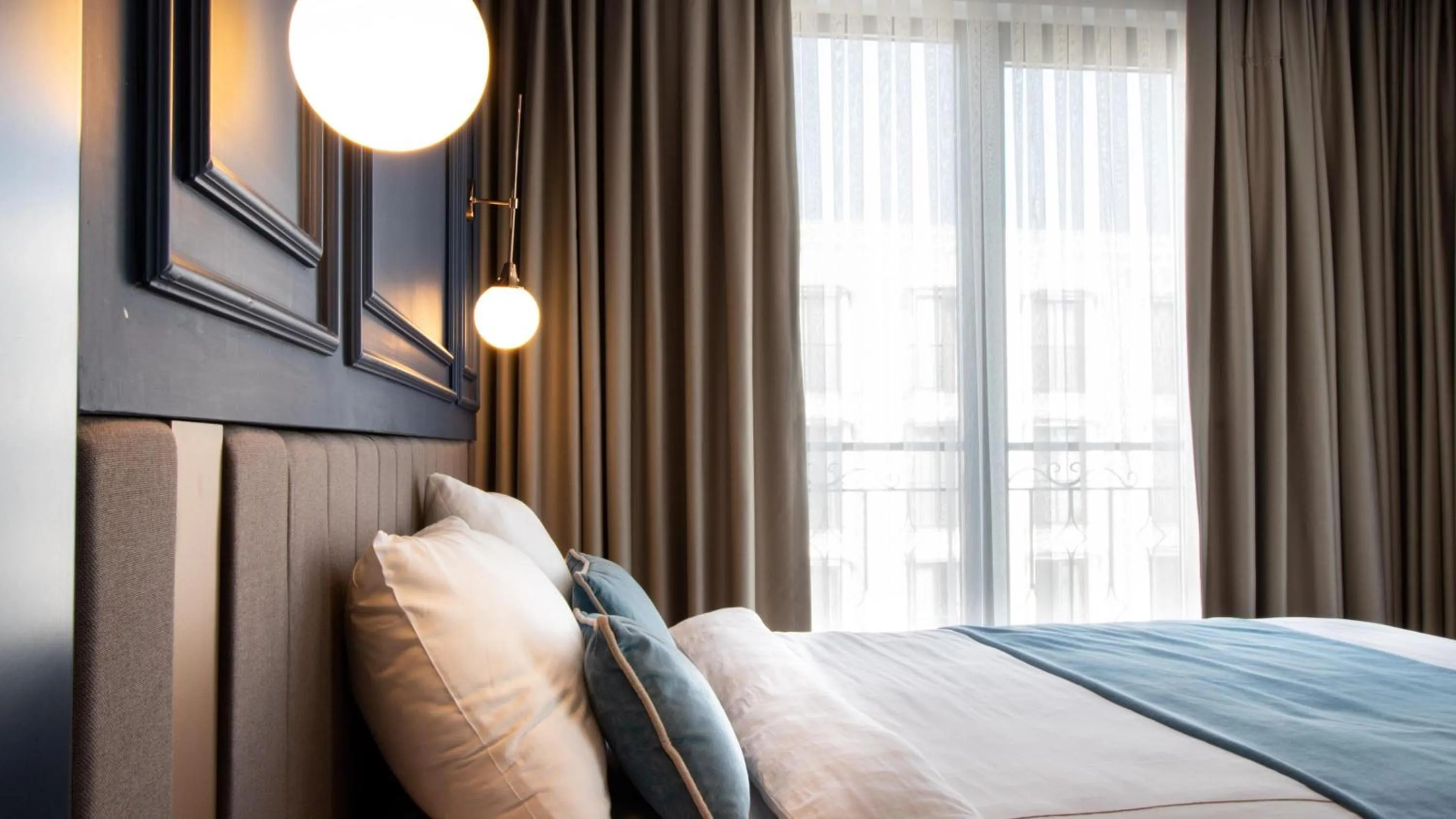 Superior Double Room in Espina Hotel