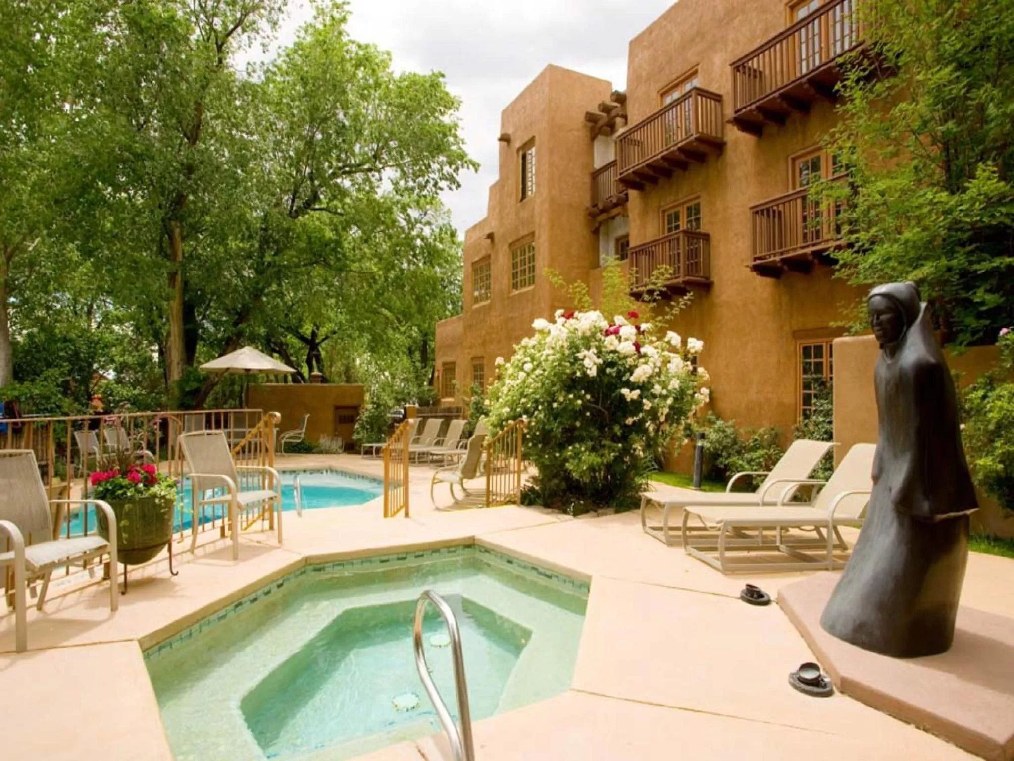 Spring in Hotel Santa Fe