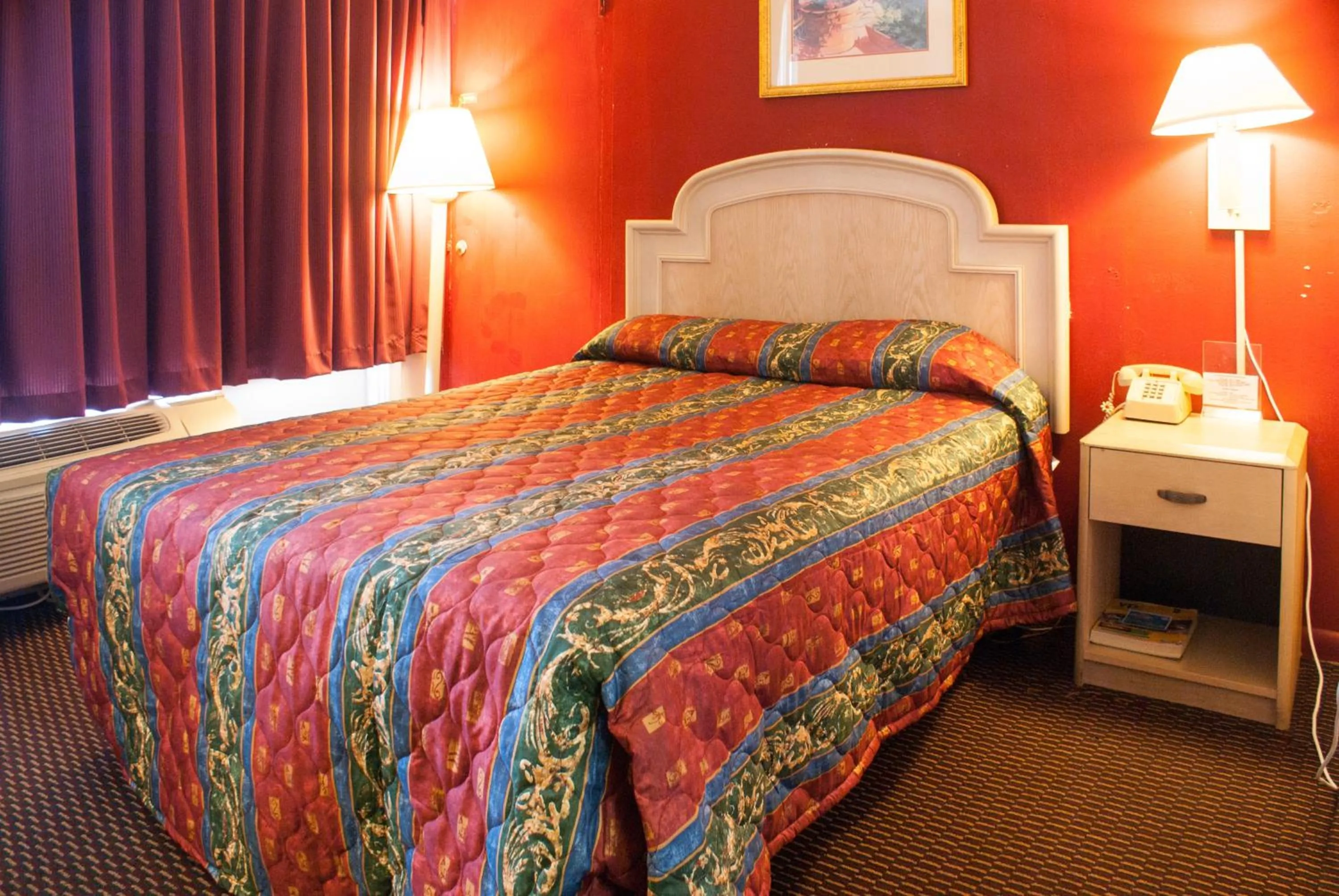 Standard Single Room Non-Smoking in Scottish Inn Downtown Jacksonville