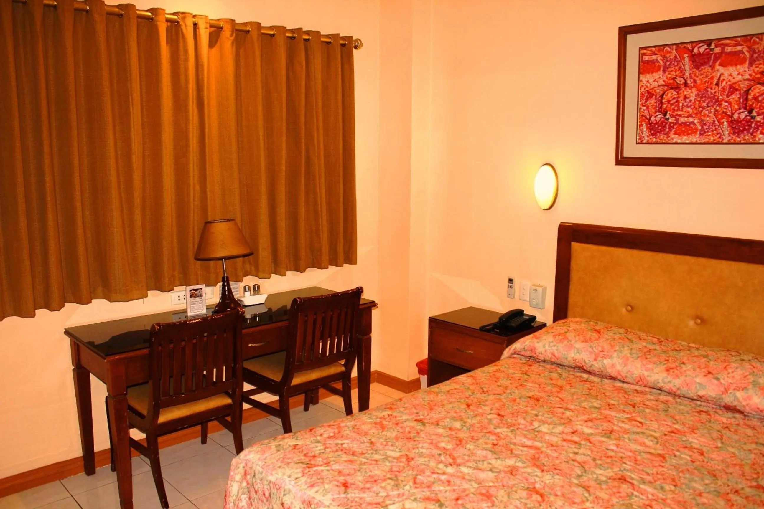 Deluxe Room in Pacific Breeze Hotel and Resort