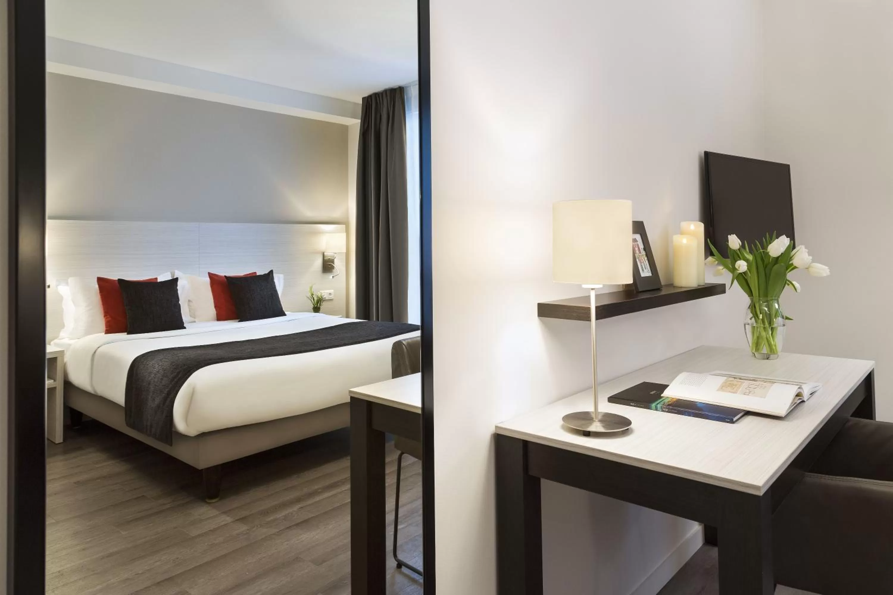 Studio with Balcony or Terrace in Citadines Montmartre Paris