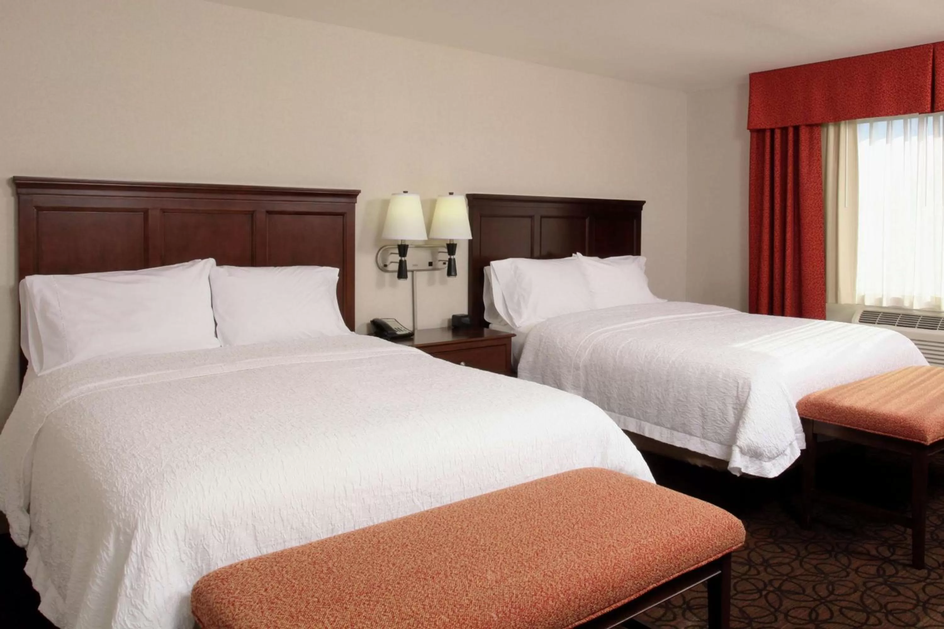 1 Bedroom Suite with Two Queen Beds -Non-Smoking in Hampton Inn Richland-Tri Cities