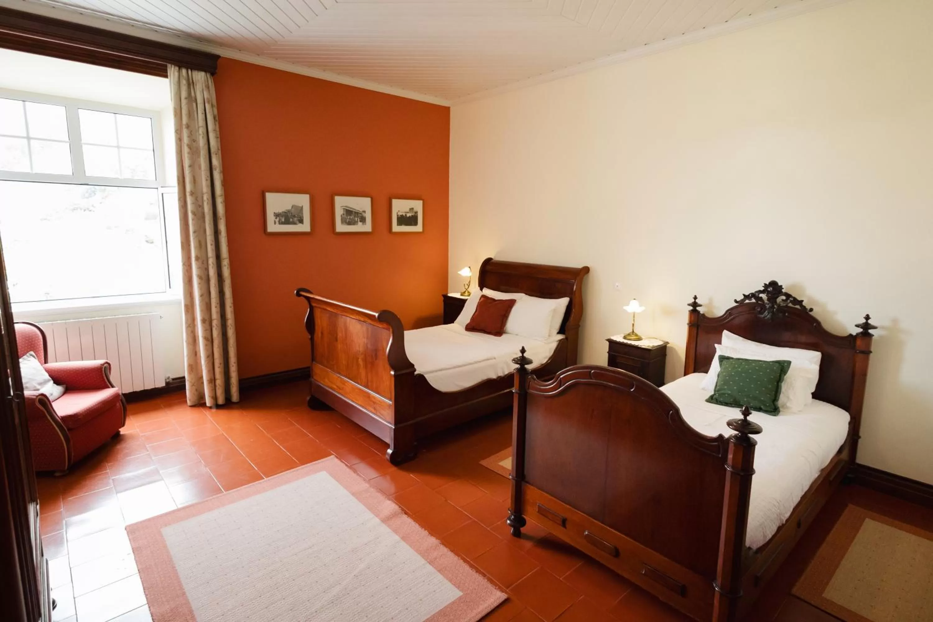 Standard Twin Room in Solar de Lalém