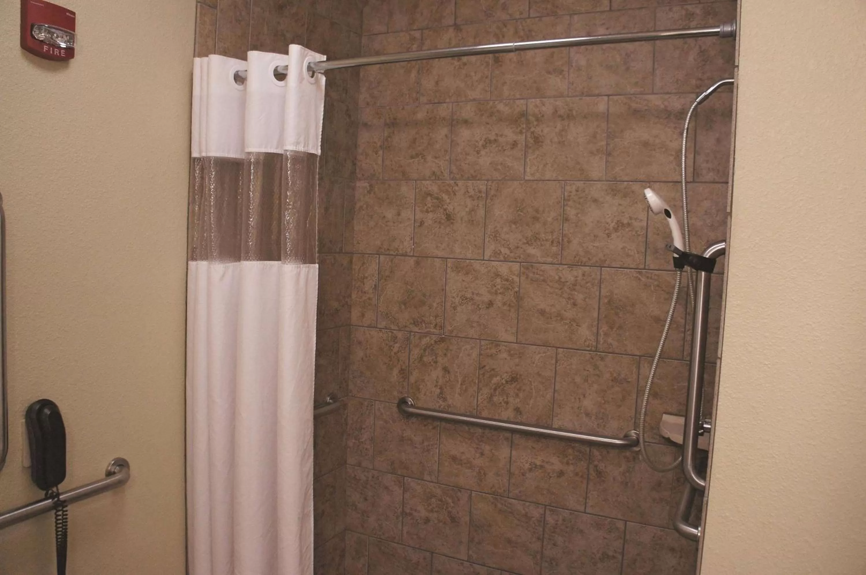 King Room - Mobility Access/Non-Smoking in La Quinta by Wyndham Bismarck